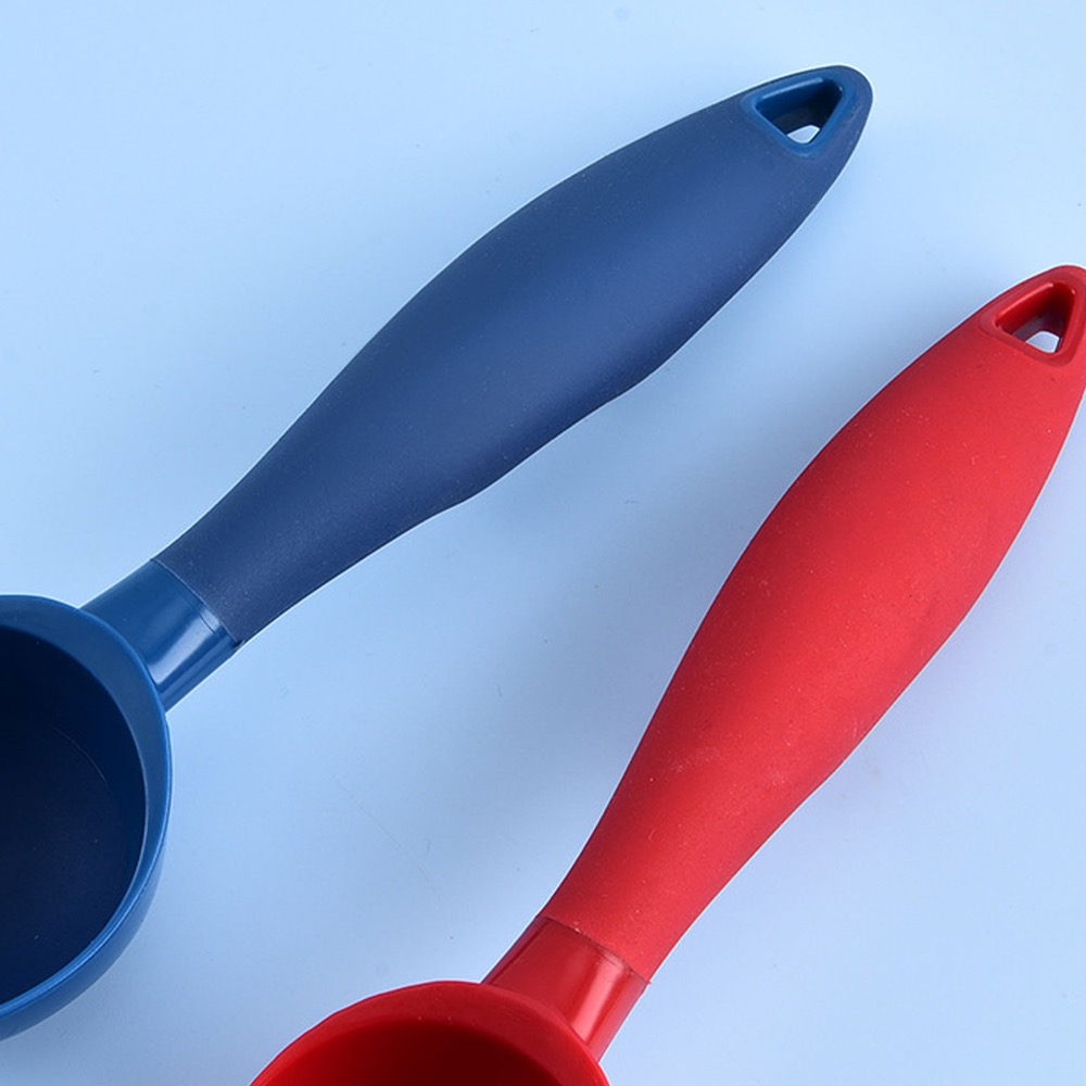 Plastic Ice Cream Scoop 1