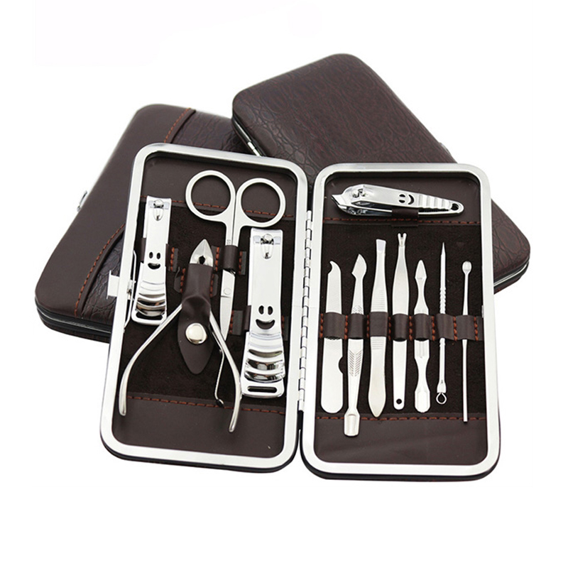 12 Pieces Manicure Kit 1