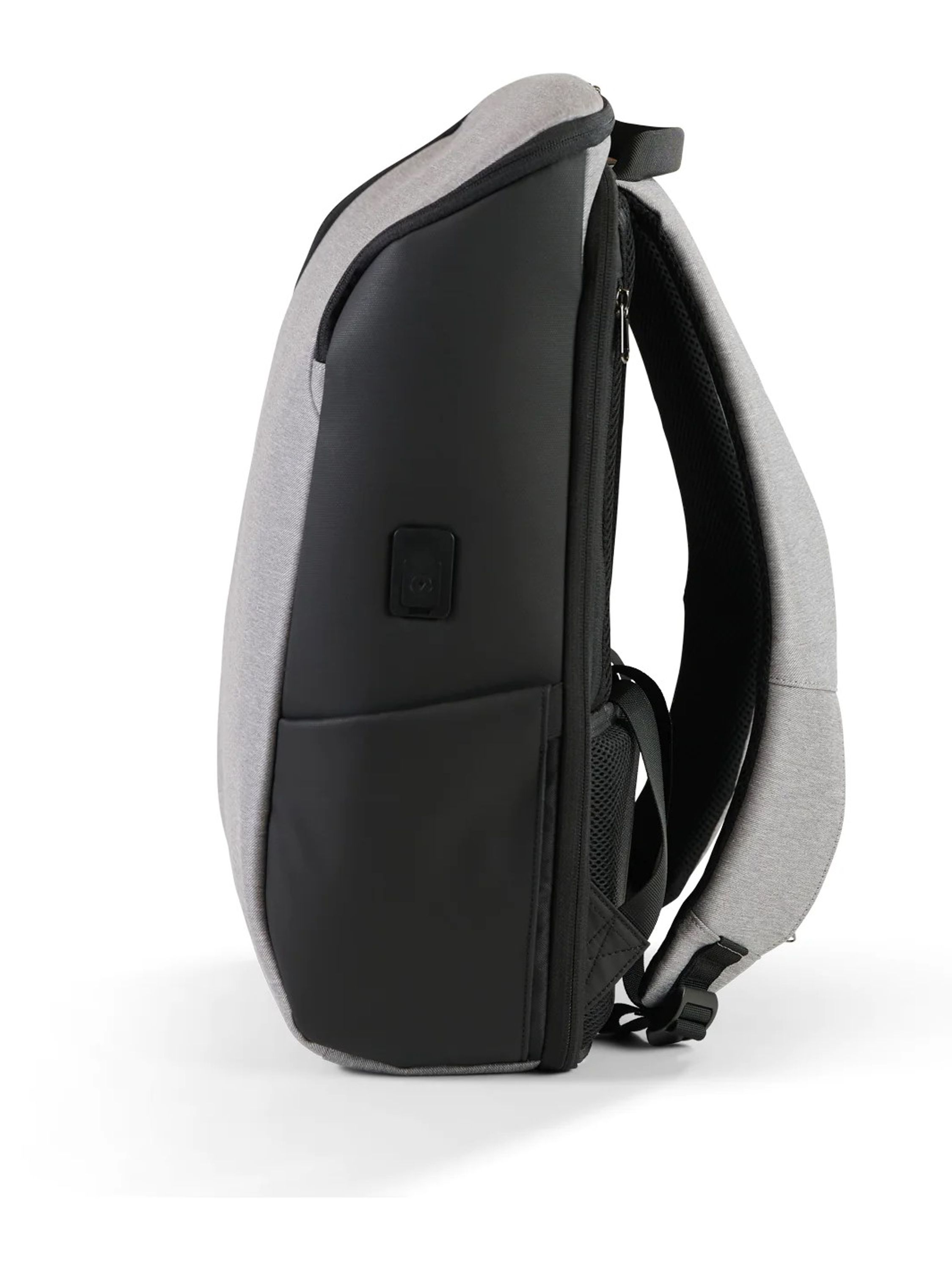 EZRI Premier Backpack with Embroidery 9