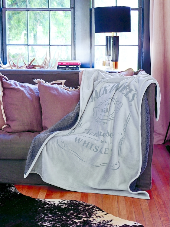 Newcastle Sherpa Blanket 2