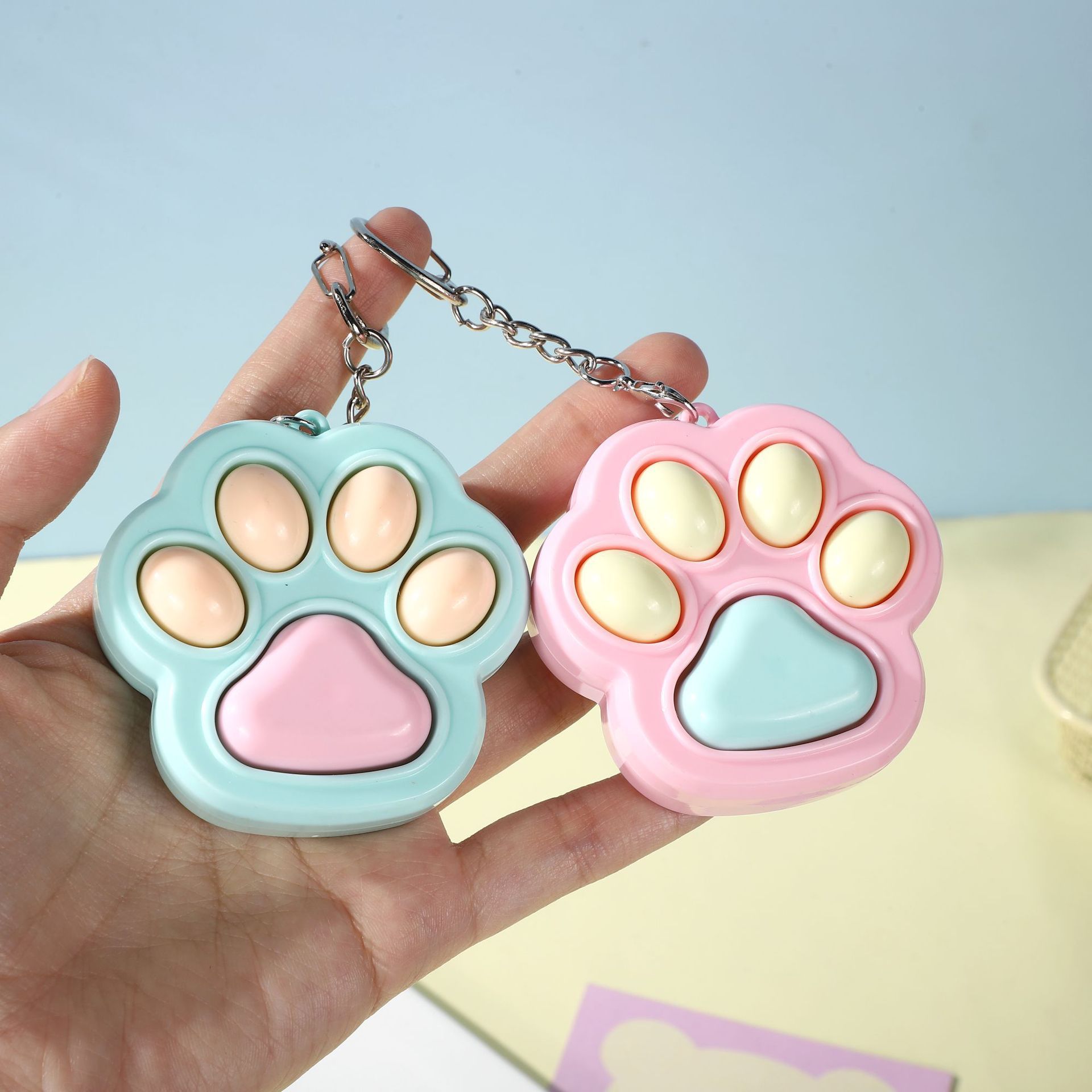 Cat Paw Keychain Fidget Keychain 4