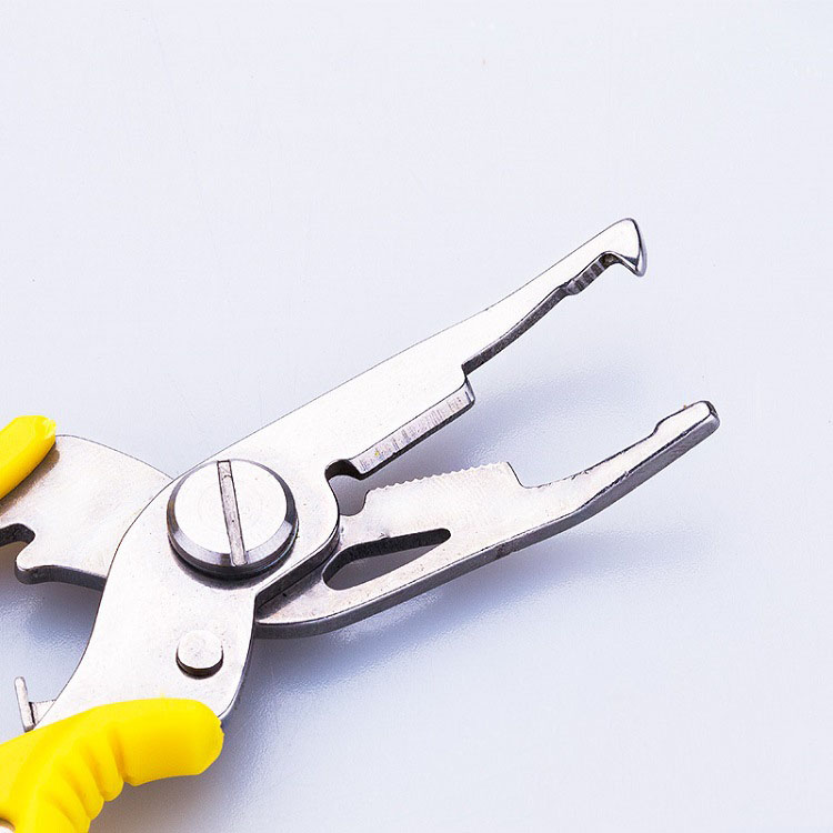 Fishing Pliers 4