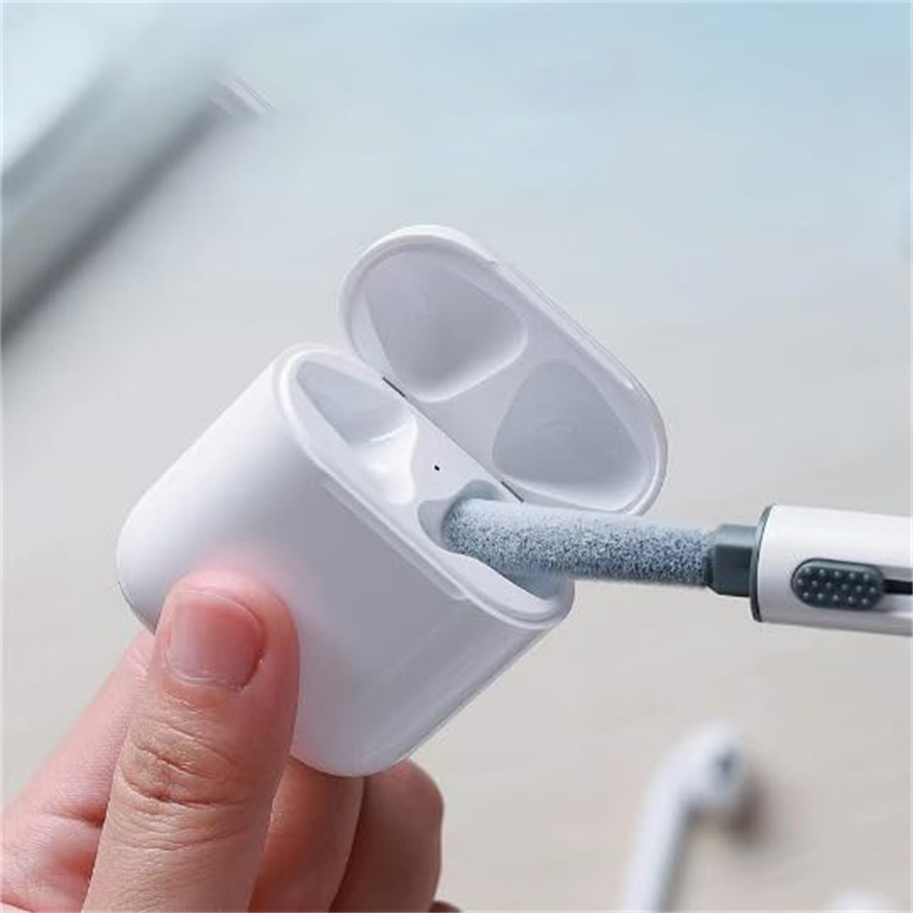 3-in-1 Earphone Cleaner 6