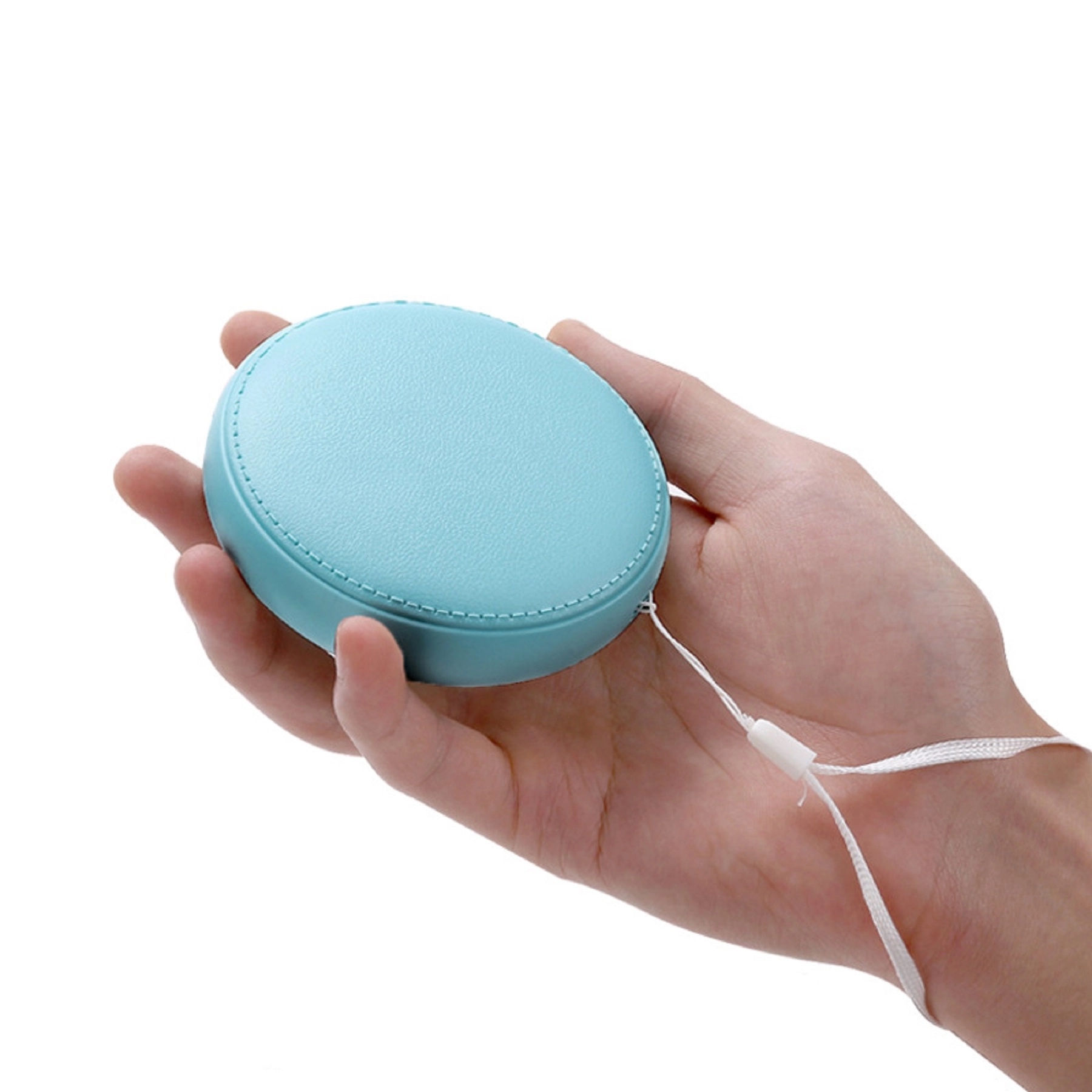 6000 mA Round Leather Grain Power Bank 2