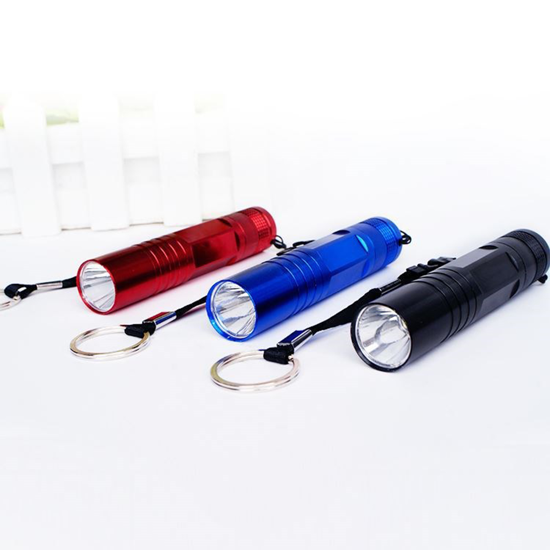 Mini Aluminum Led Flashlight With Carabiner 2