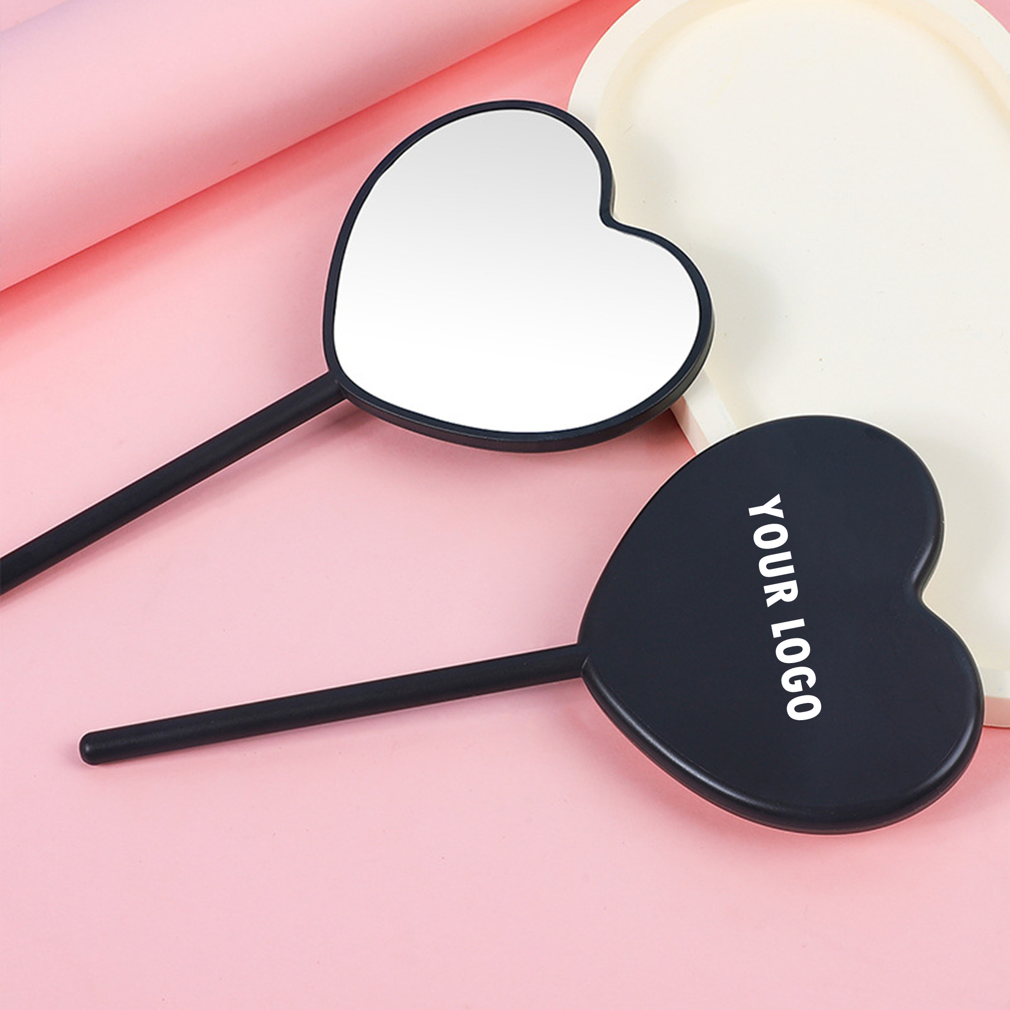 Heart-Shaped Mirrors With Handle 3