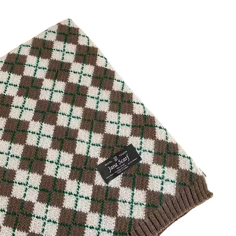 Retro Diamond Plaid Knitted Wool Scarf 4