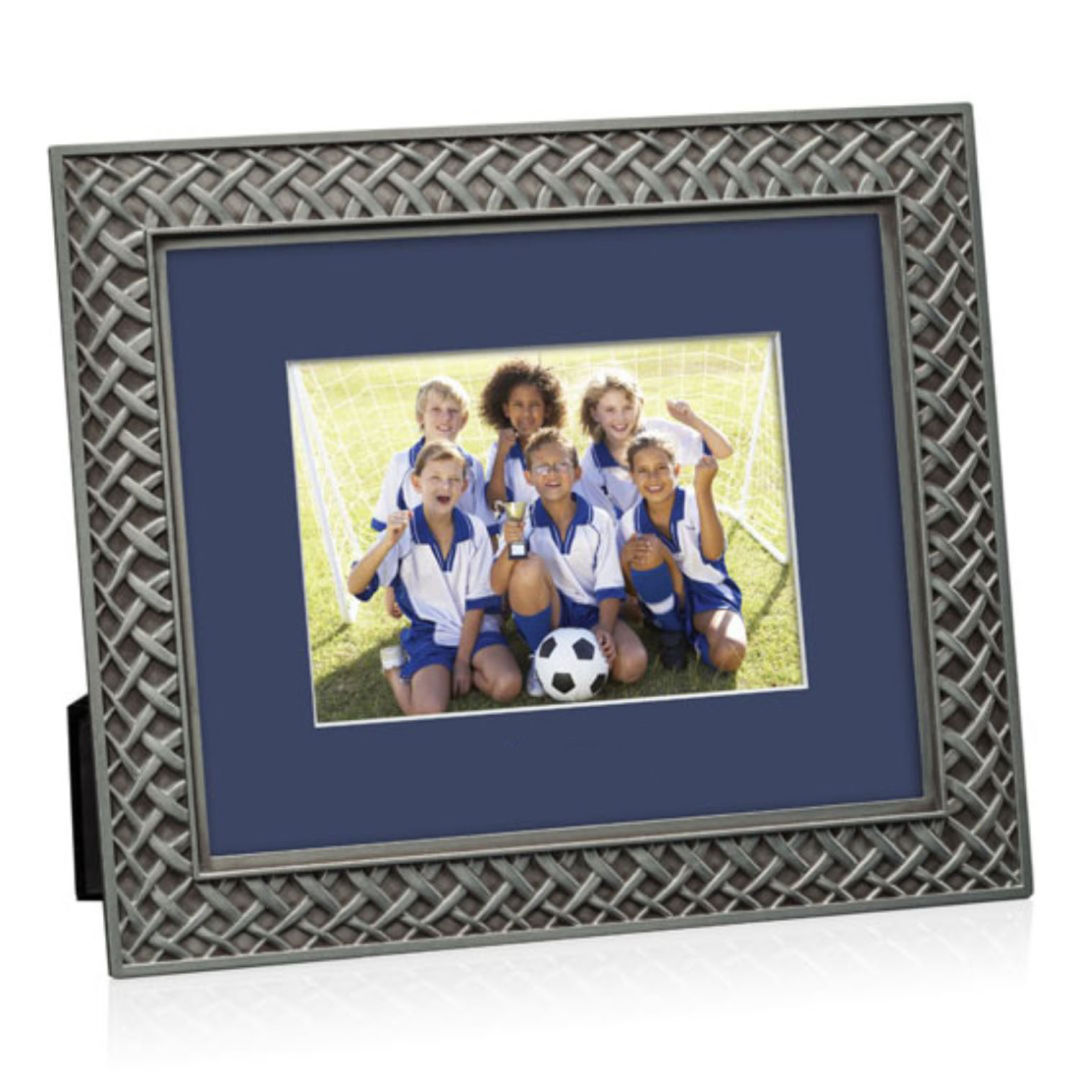Camilla Frame 9