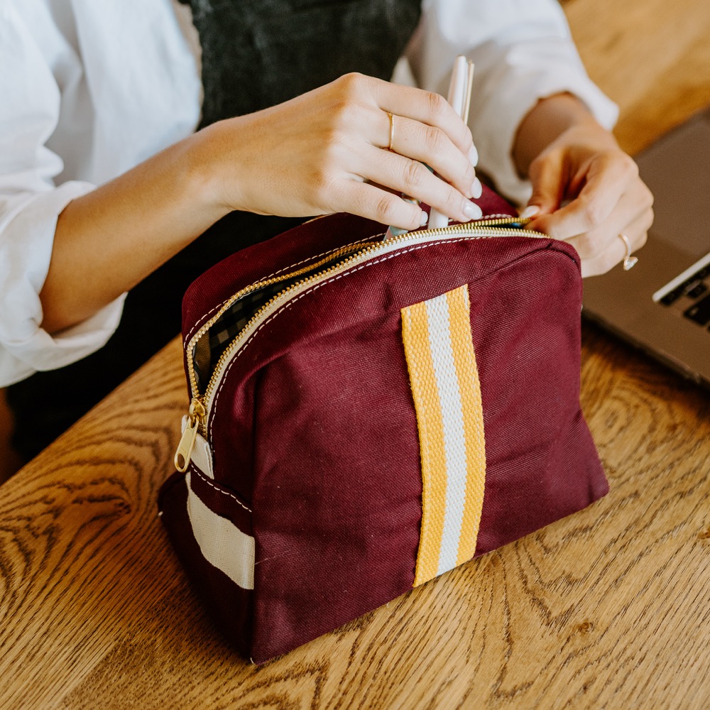 10 Oz. Lightweight Canvas Signature Travel Kit 1