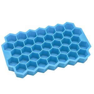 Silicone Ice Cube Tray With Lid 10