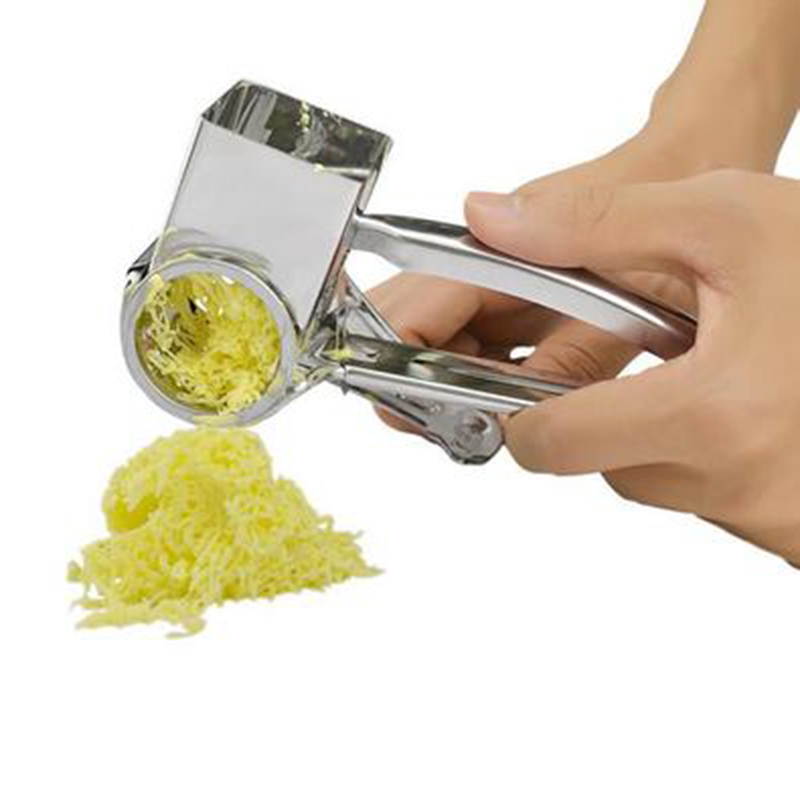 Hand Grater 3