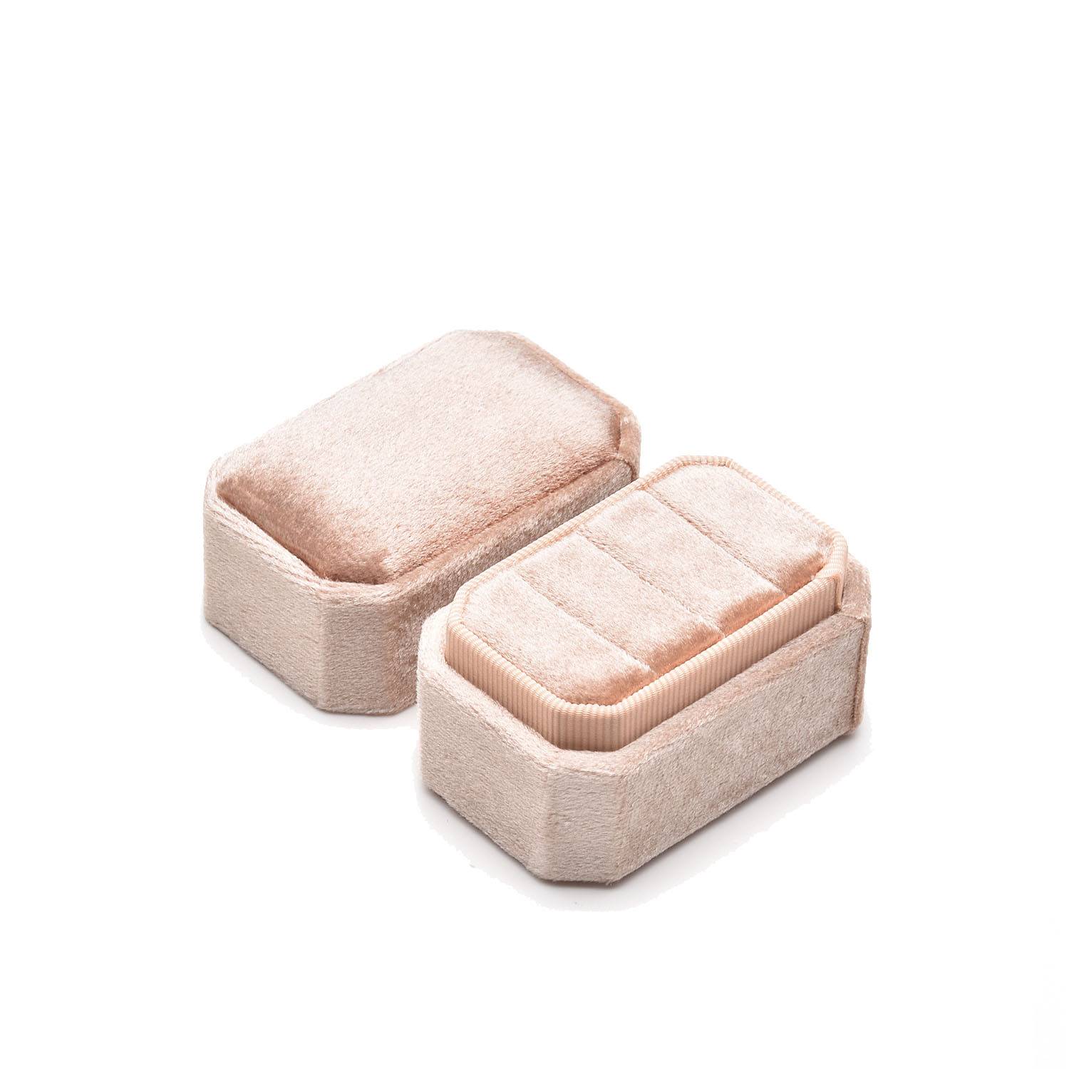 Compatc Portable Soft Velvet Ring Box w/ Large Capacity 8