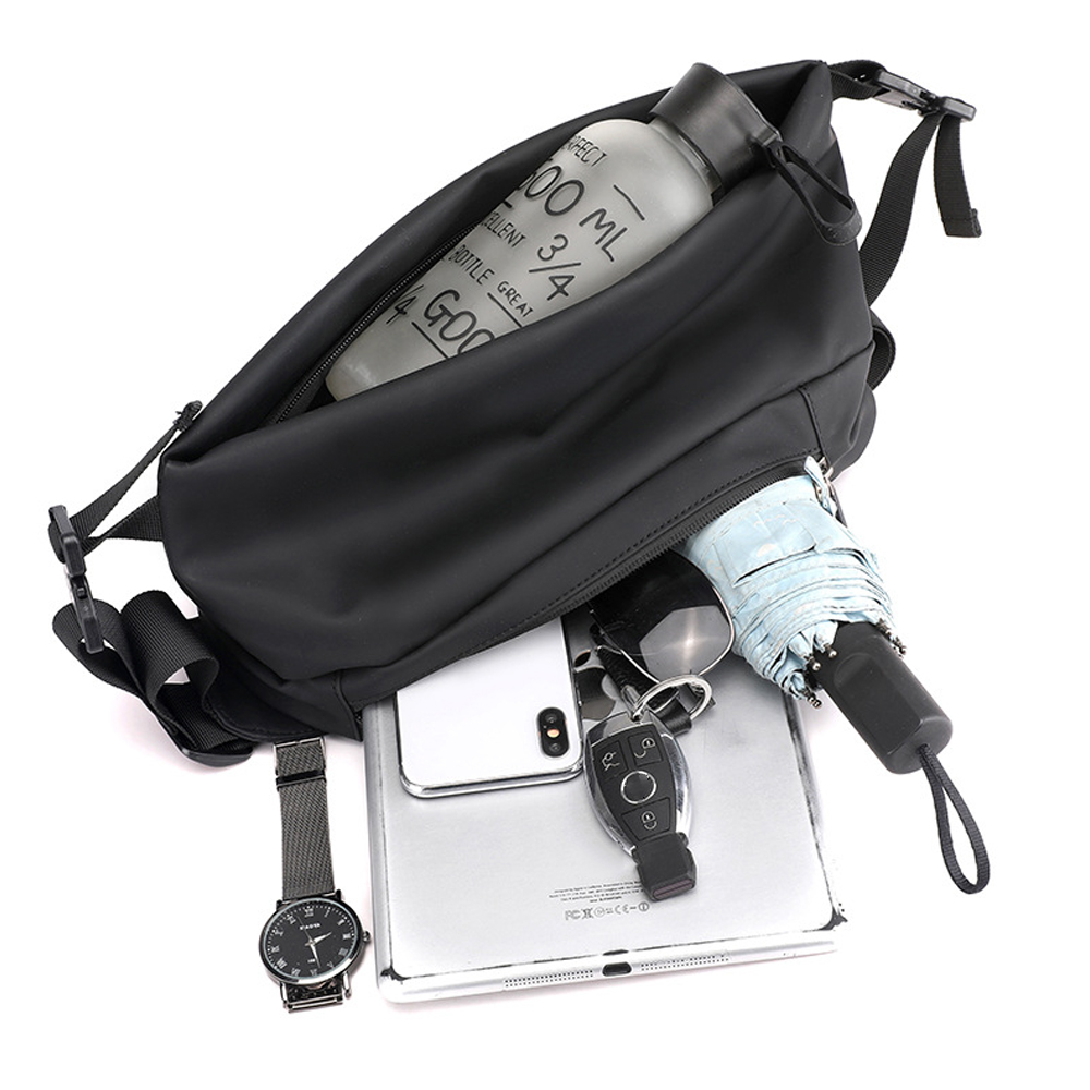 7 " Fashionable Waterproof Men's Chest Bag 2