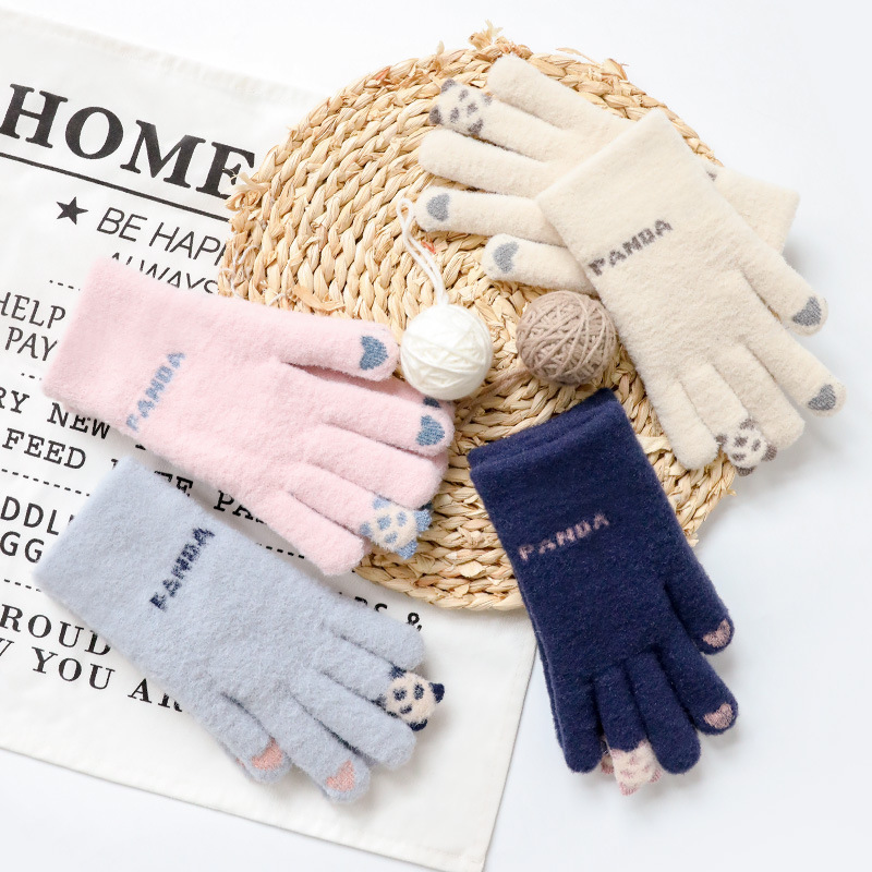 Adult Female Gloves W/ Animal Jacquard Finger 2