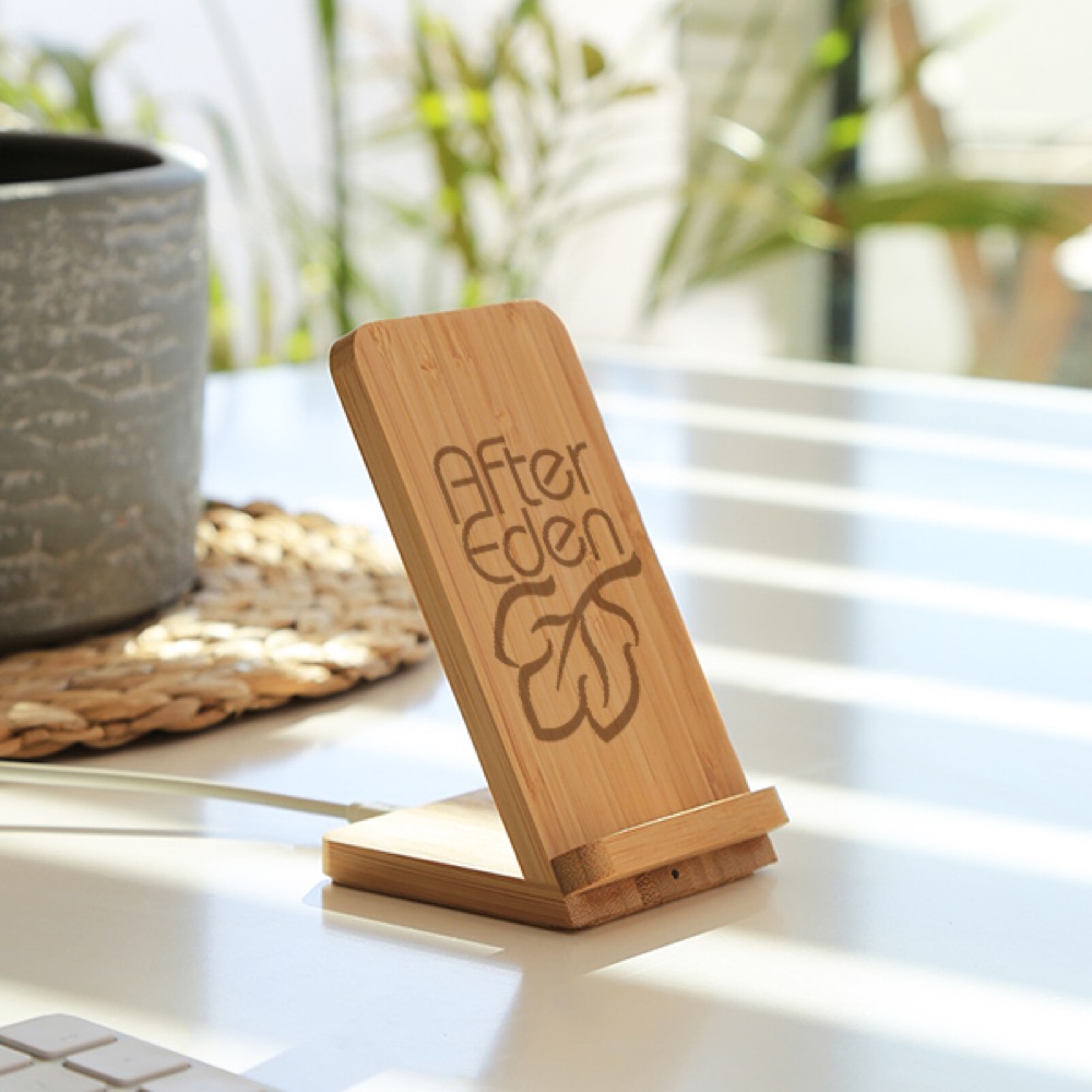 Bamboo Fast Wireless Charging Phone Stand 6
