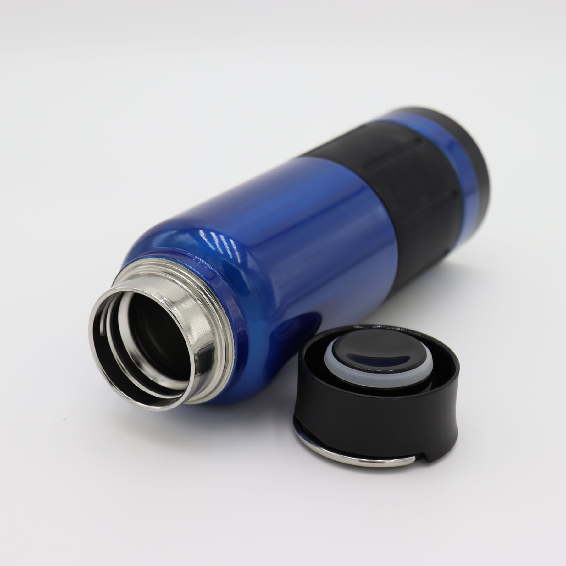 Stainless Steel Water Bottle with Lid 3