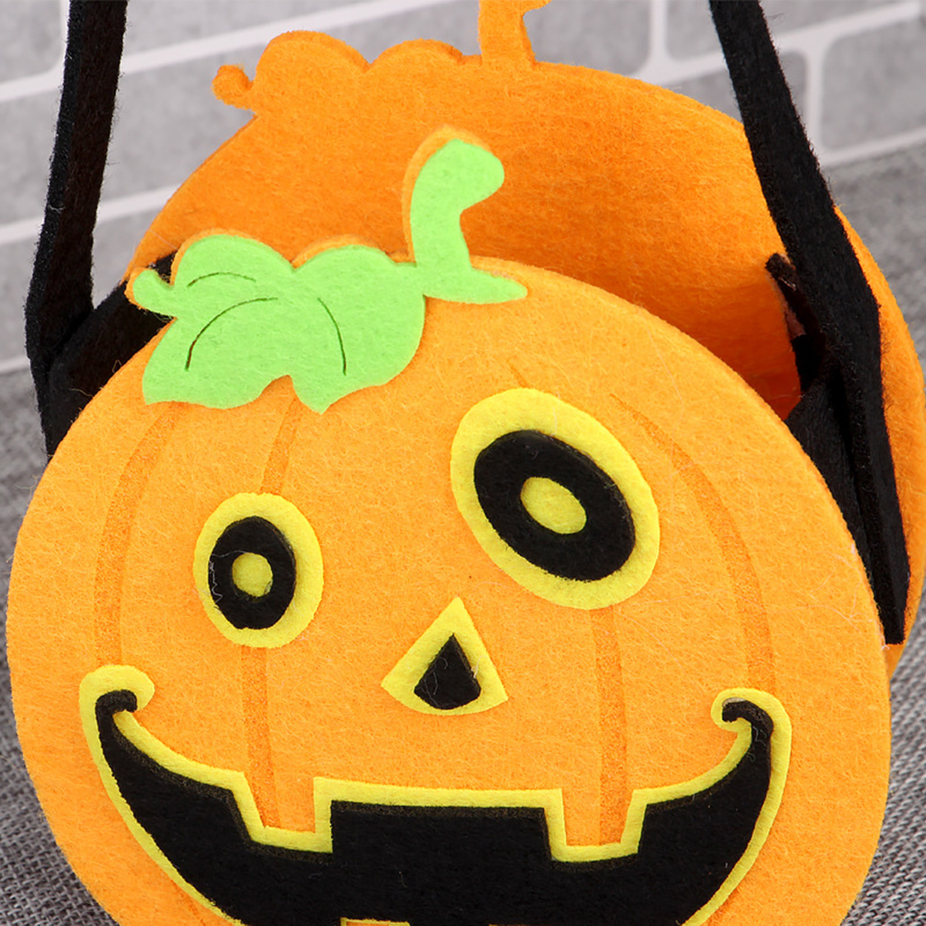 Halloween Pumpkin Wearable Candy Bags 1