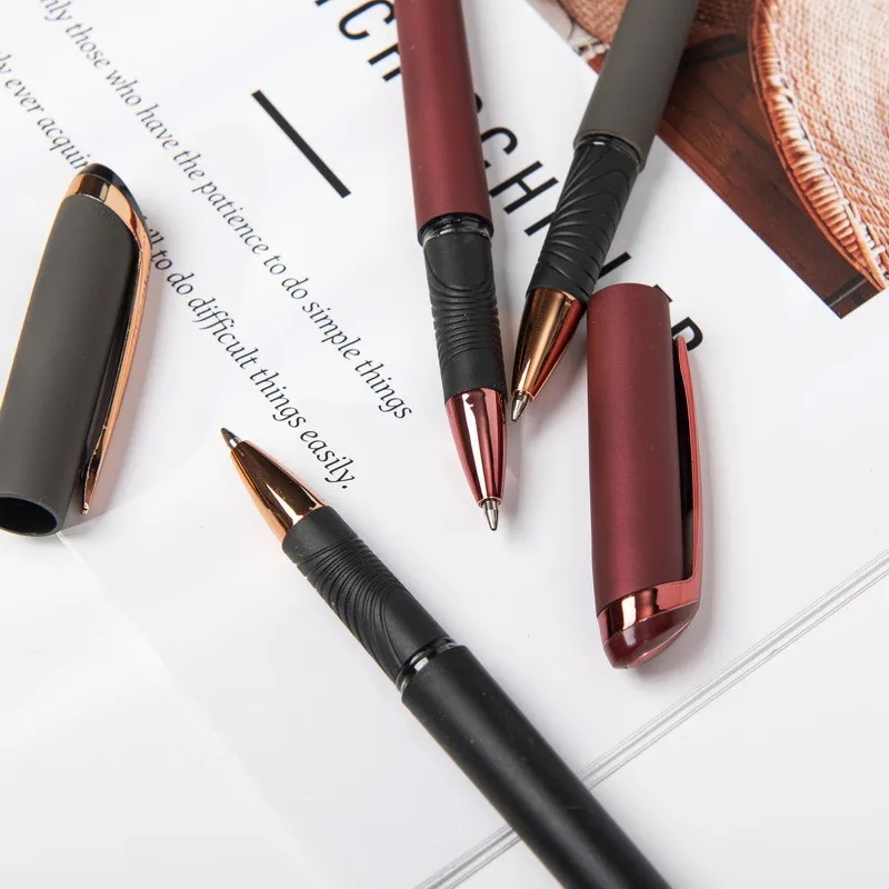 Maria Gel Pen with Rose Gold Trim 5