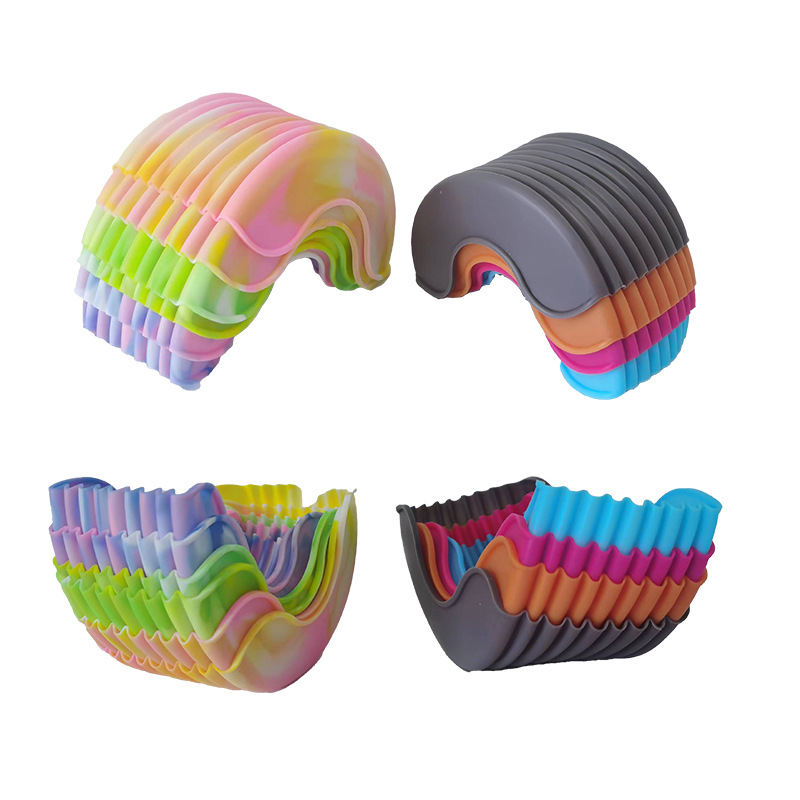 Touch-Free Burger Clip 1