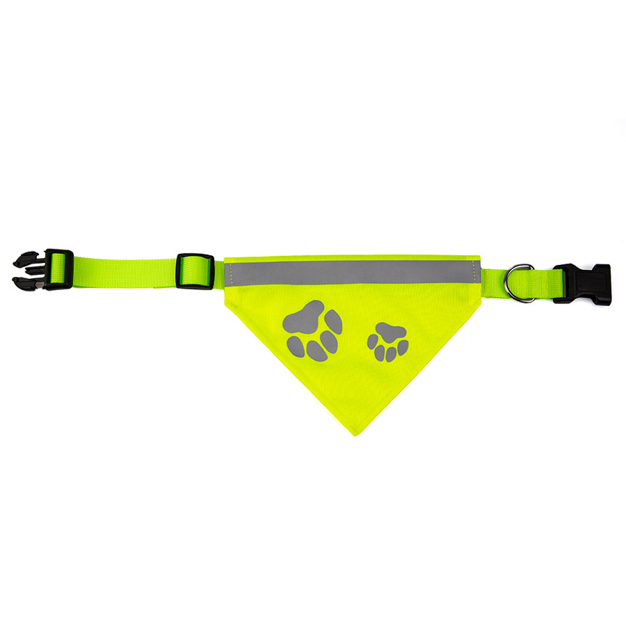 Adjustable Reflective Pet Collar Triangular Drool Towel 2