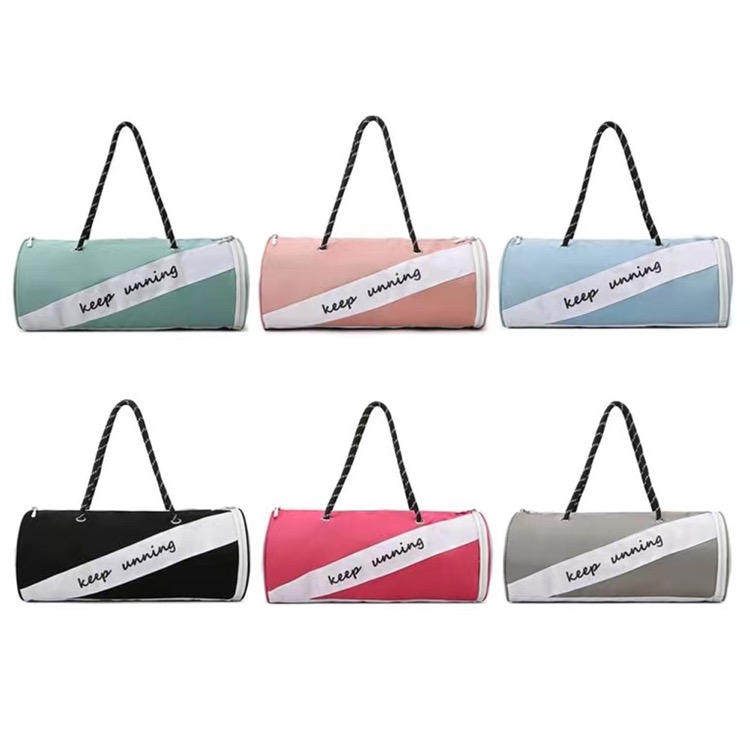 Wet and Dry Separation Large Capacity Travel Storage Bag 2