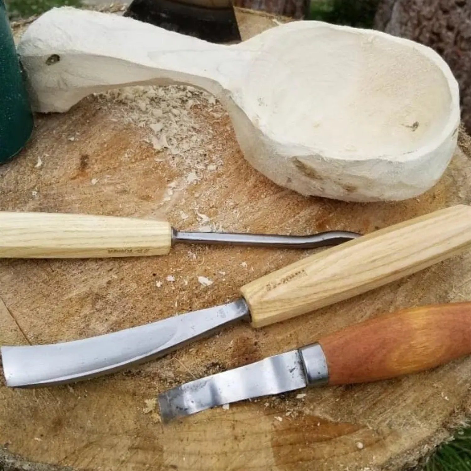 12 Pieces Wooden Handle Woodworking Knife Kit 1