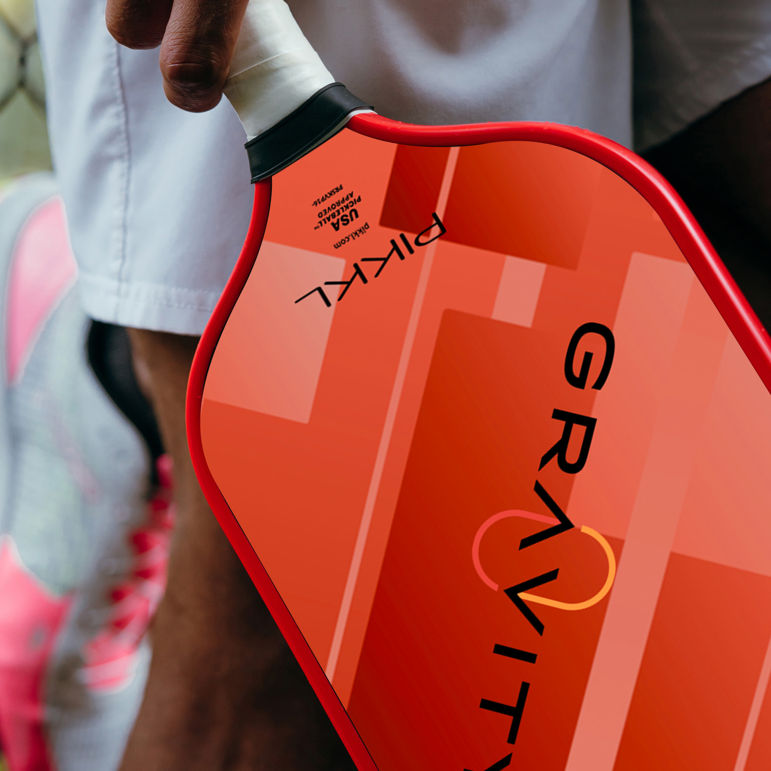 VANTAGE PRO PICKLEBALL PADDLE WITH CUSTOM SKINS 16MM CONTROL