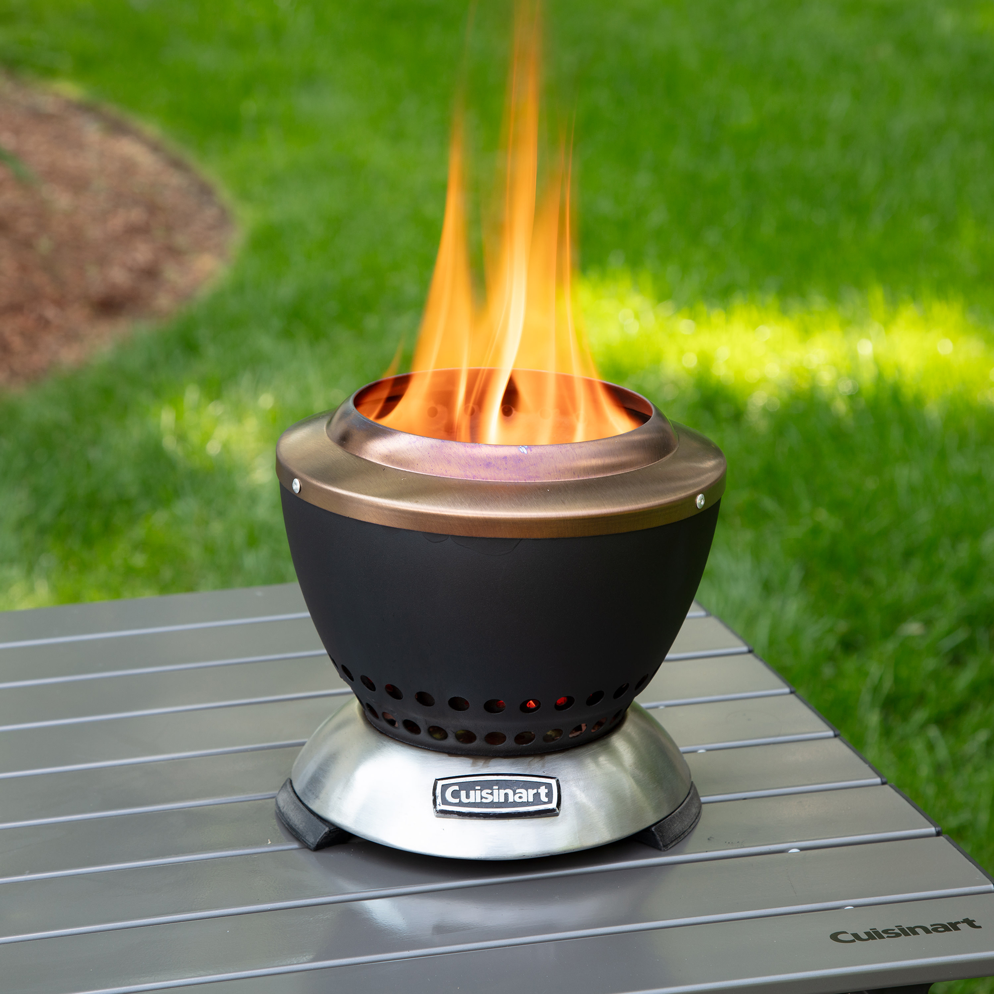 Cuisinart Outdoors® Cleanburn Smokeless Tabletop Fire Pit 3