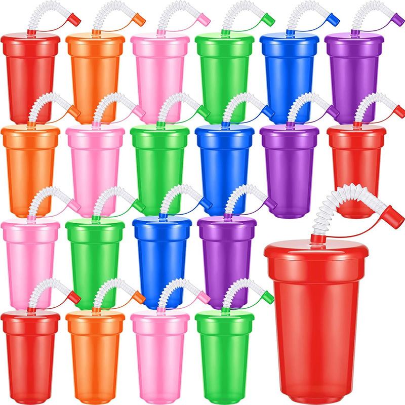 Plastic Kids Party Cups With Lids And Straws 4