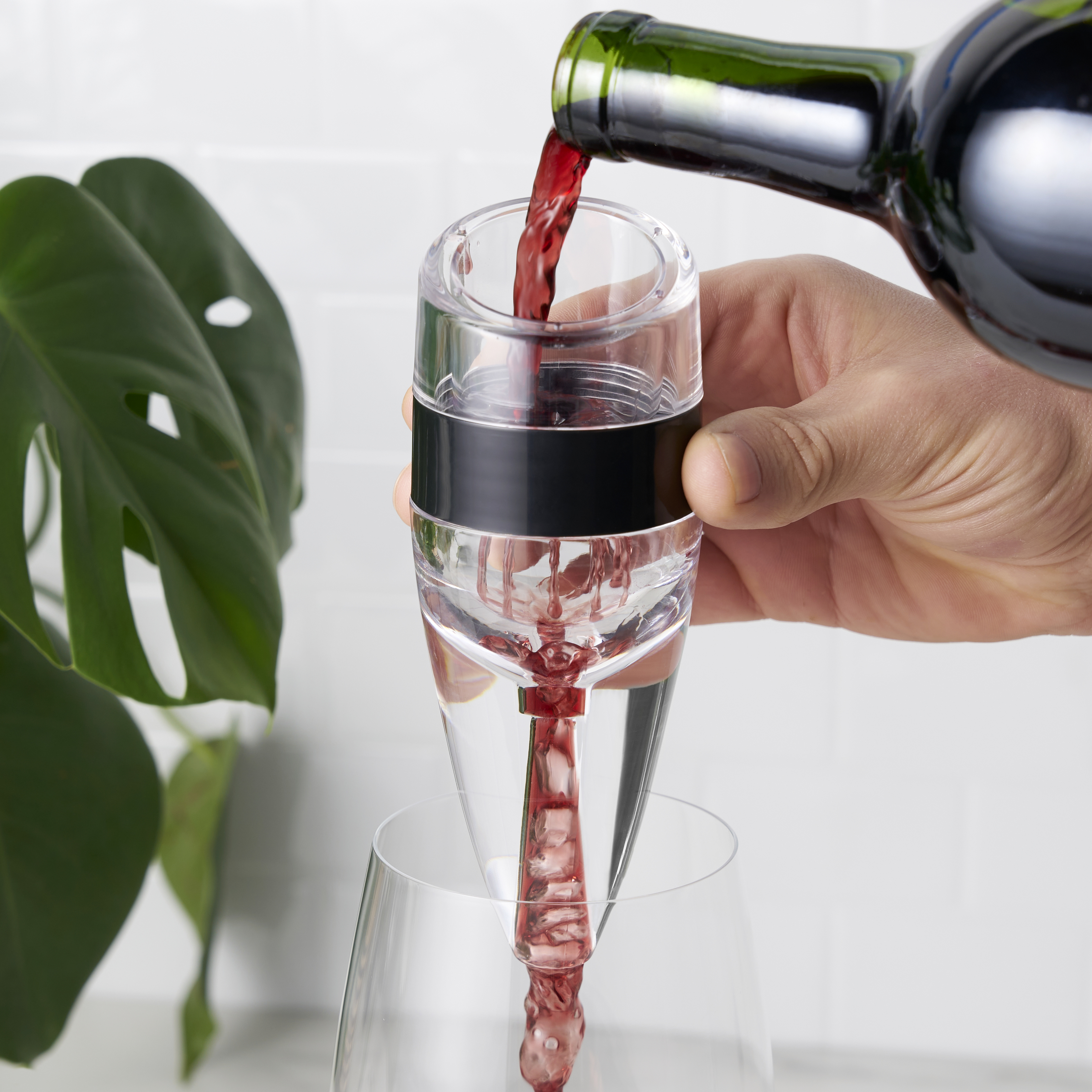 True® Aereo™ Wine Aerator 1