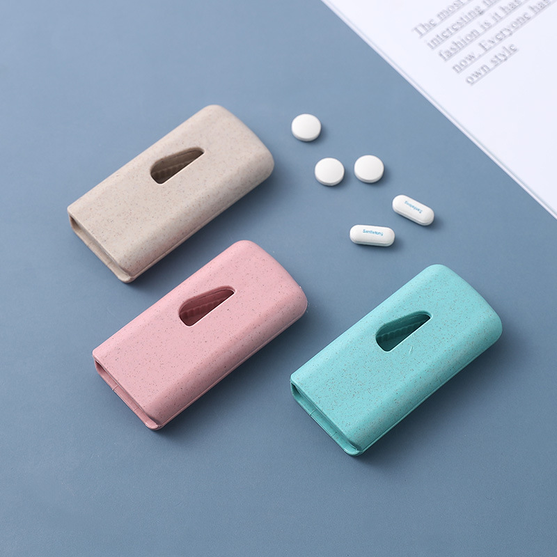 2 in 1 Portable Pill Cutter and Pill Box 9