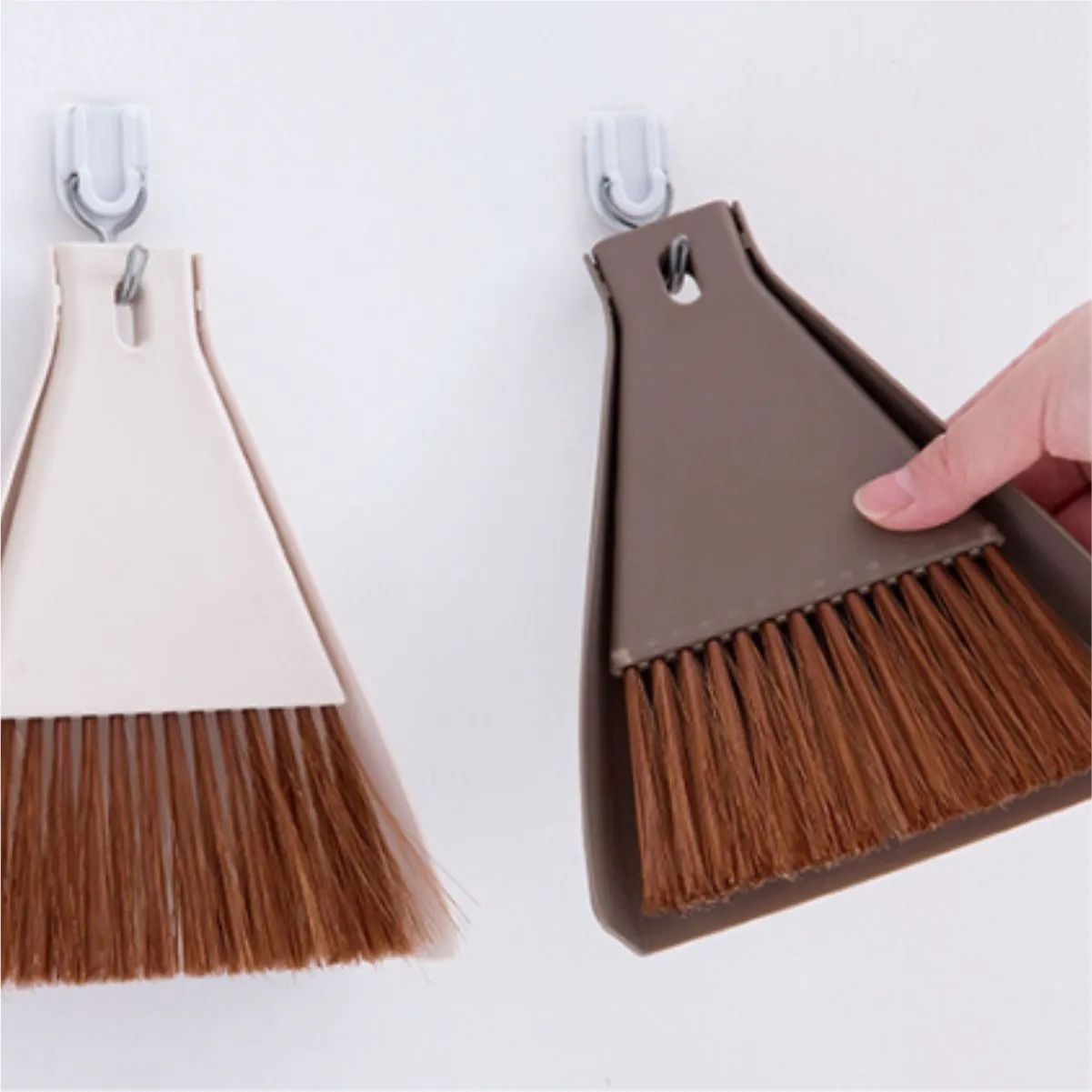 Mini Desk Dustpan And Keyboard Brush Set 6