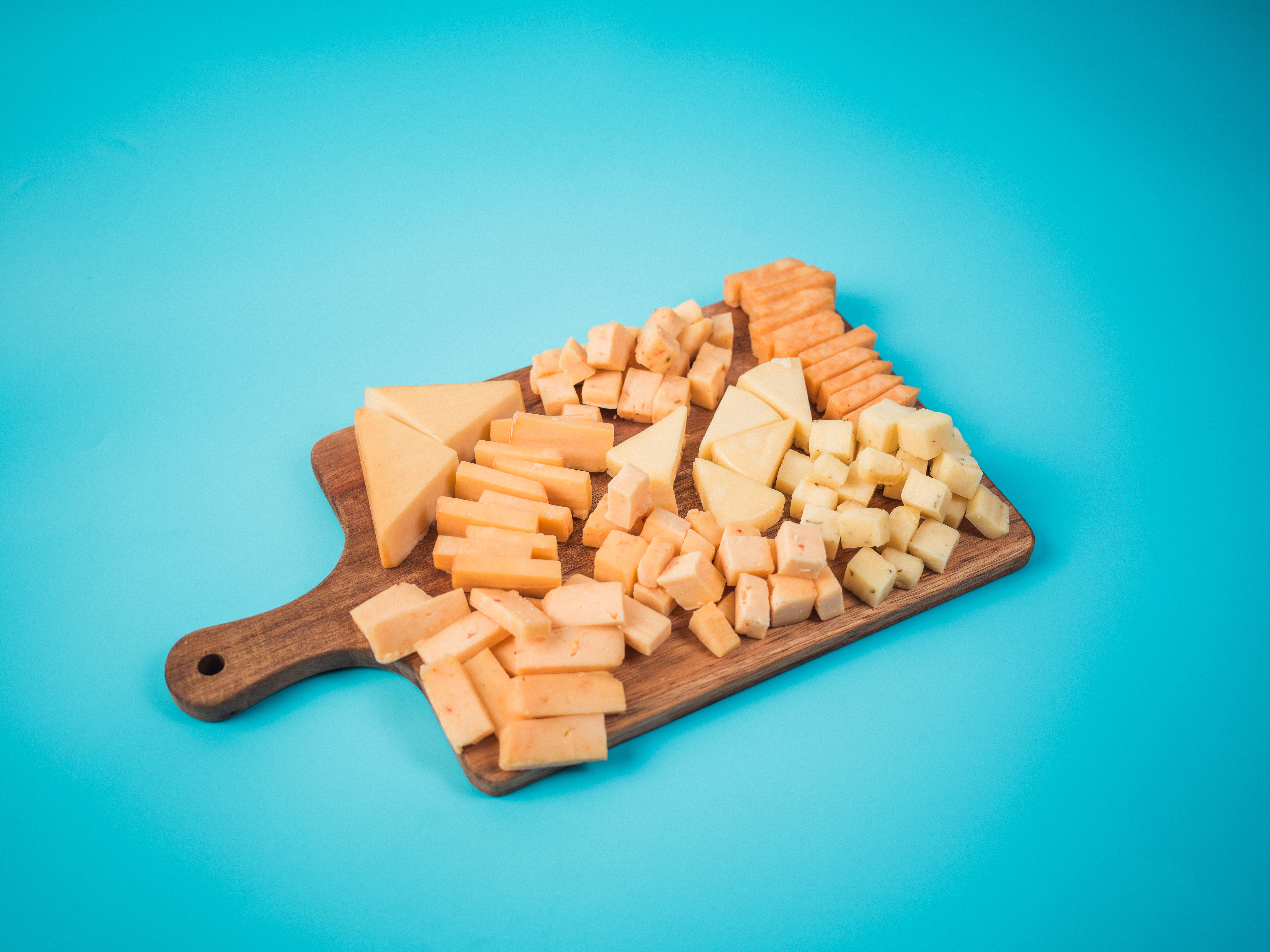 Cheese Bros. Wisconsin Sampler with Cutting Board 11