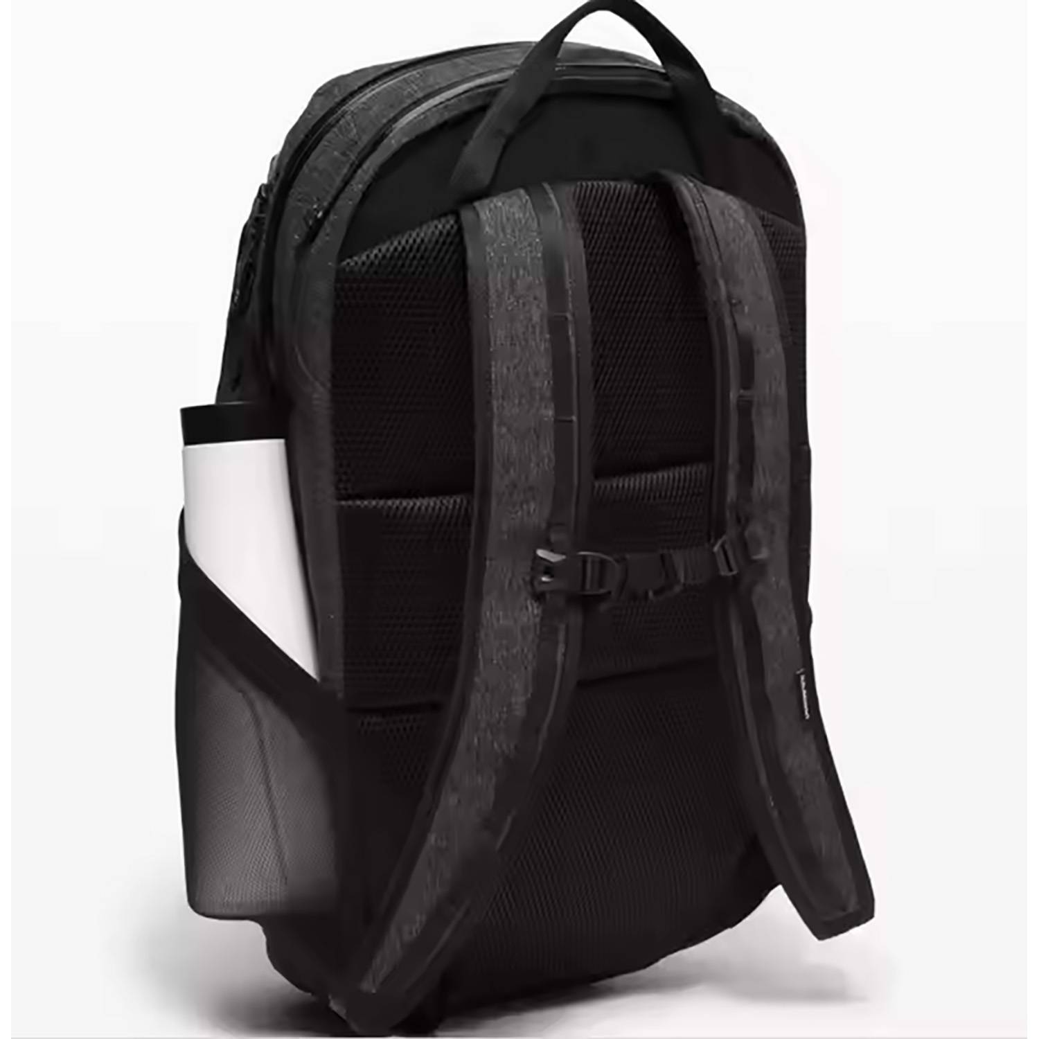 Water repellent hiking bag 9
