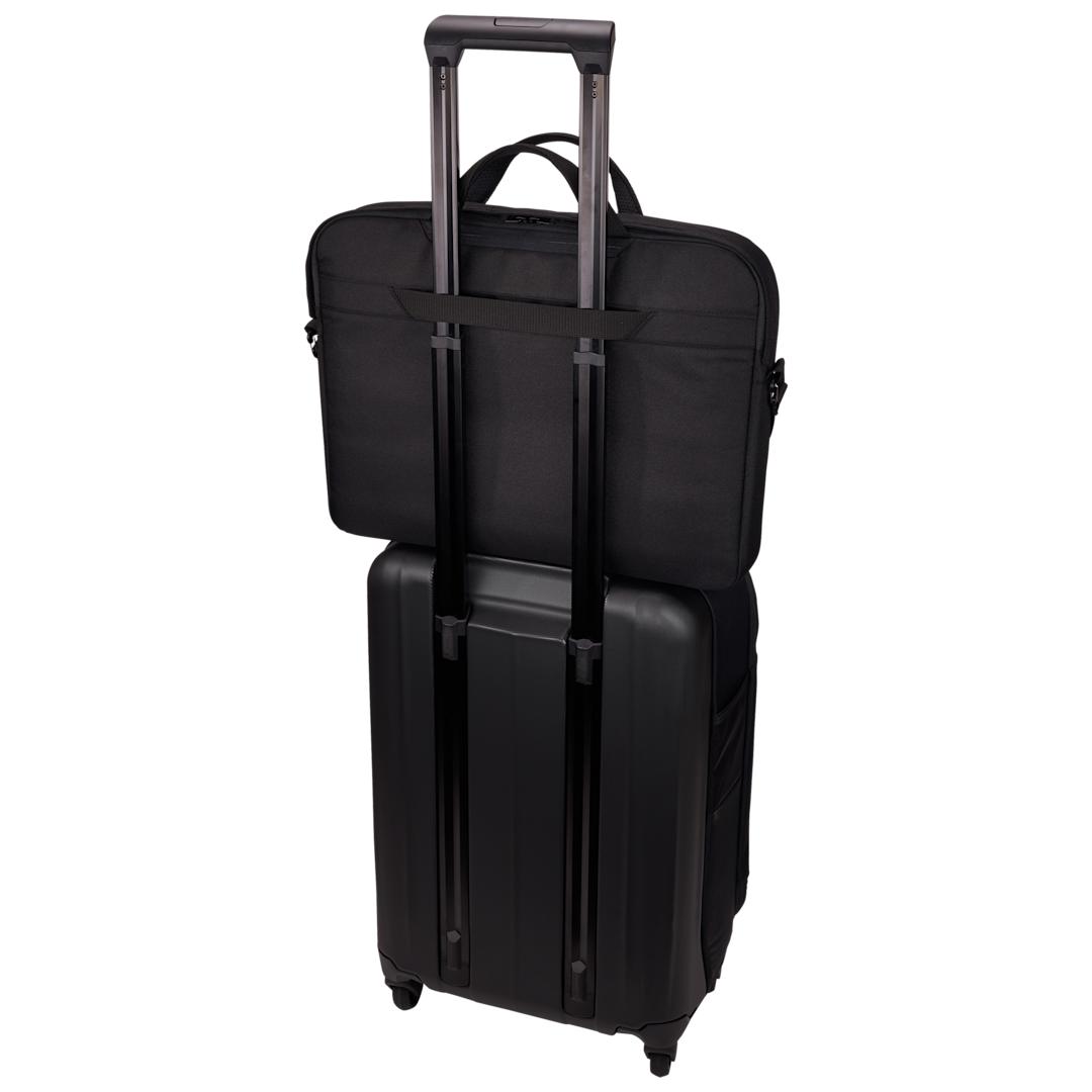 Case Logic Invigo Recycled 16" Messenger Bag 118