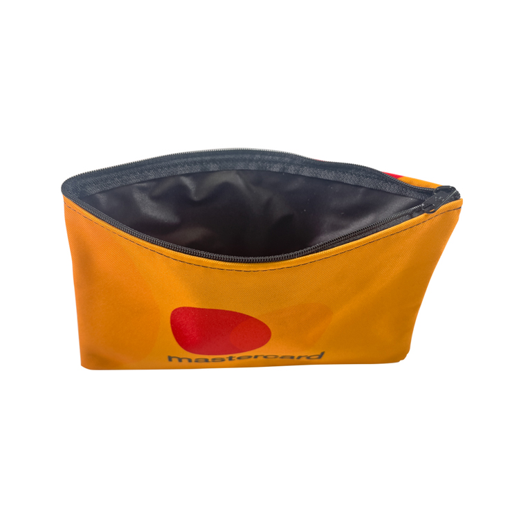 Medium Color Liner Pouch 3