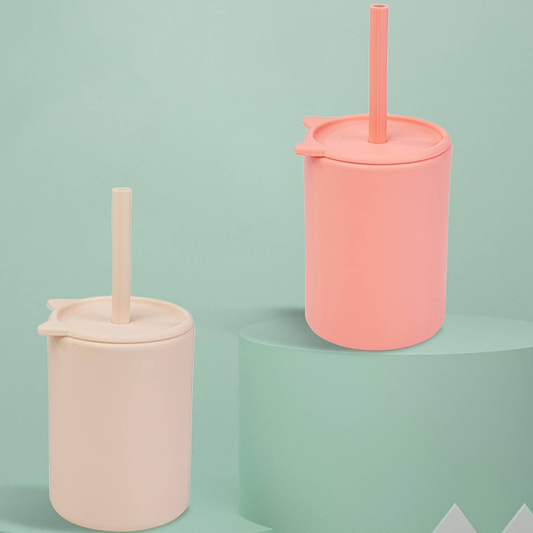 Silicone Anti-Spill Toddler Cup With Straw 3