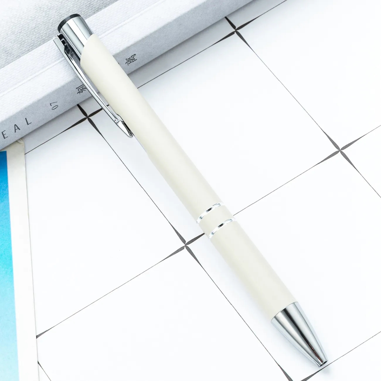 CROSBY MATTE ENGRAVED PEN 8