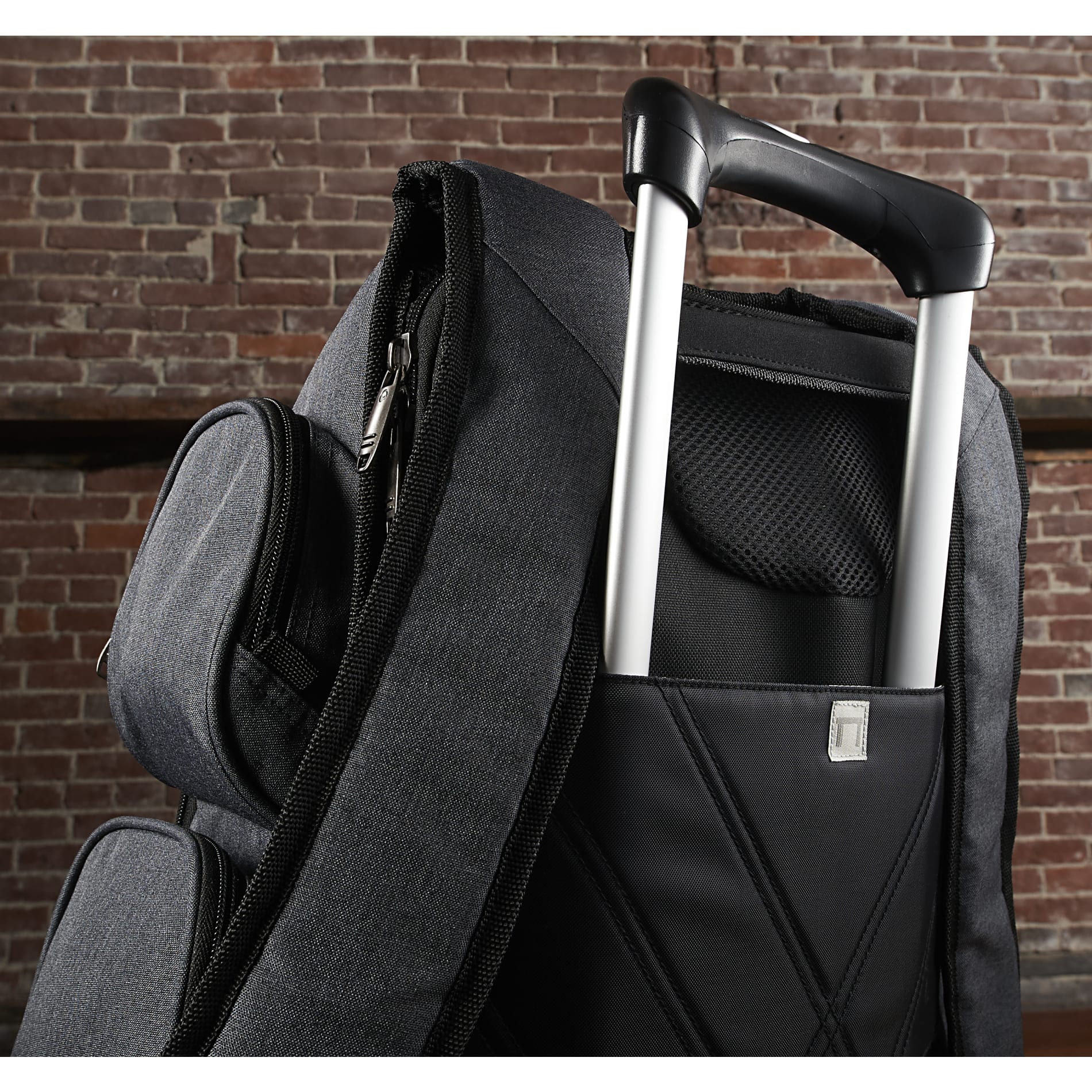 elleven™ TSA 17" Computer Backpack 6
