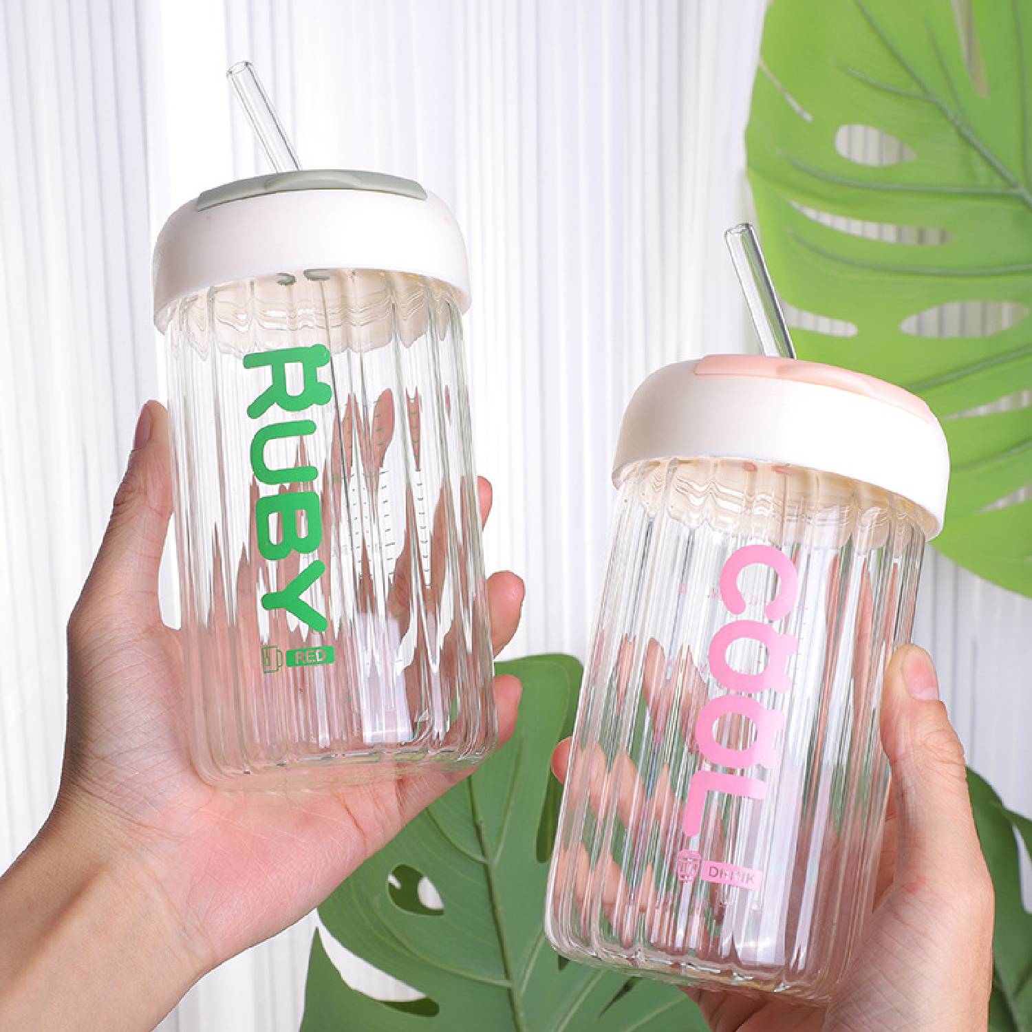 Stylish minimalist straw cup glass with sealable lid 5