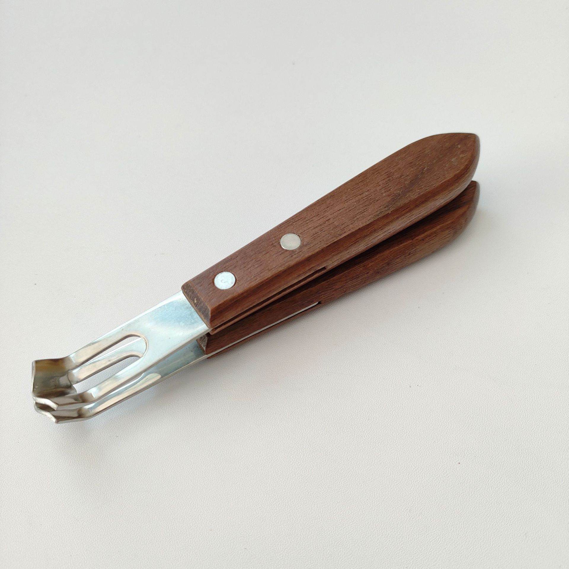 Viski Channel Knife, Citrus Zester and Orange Peeler Tool 3