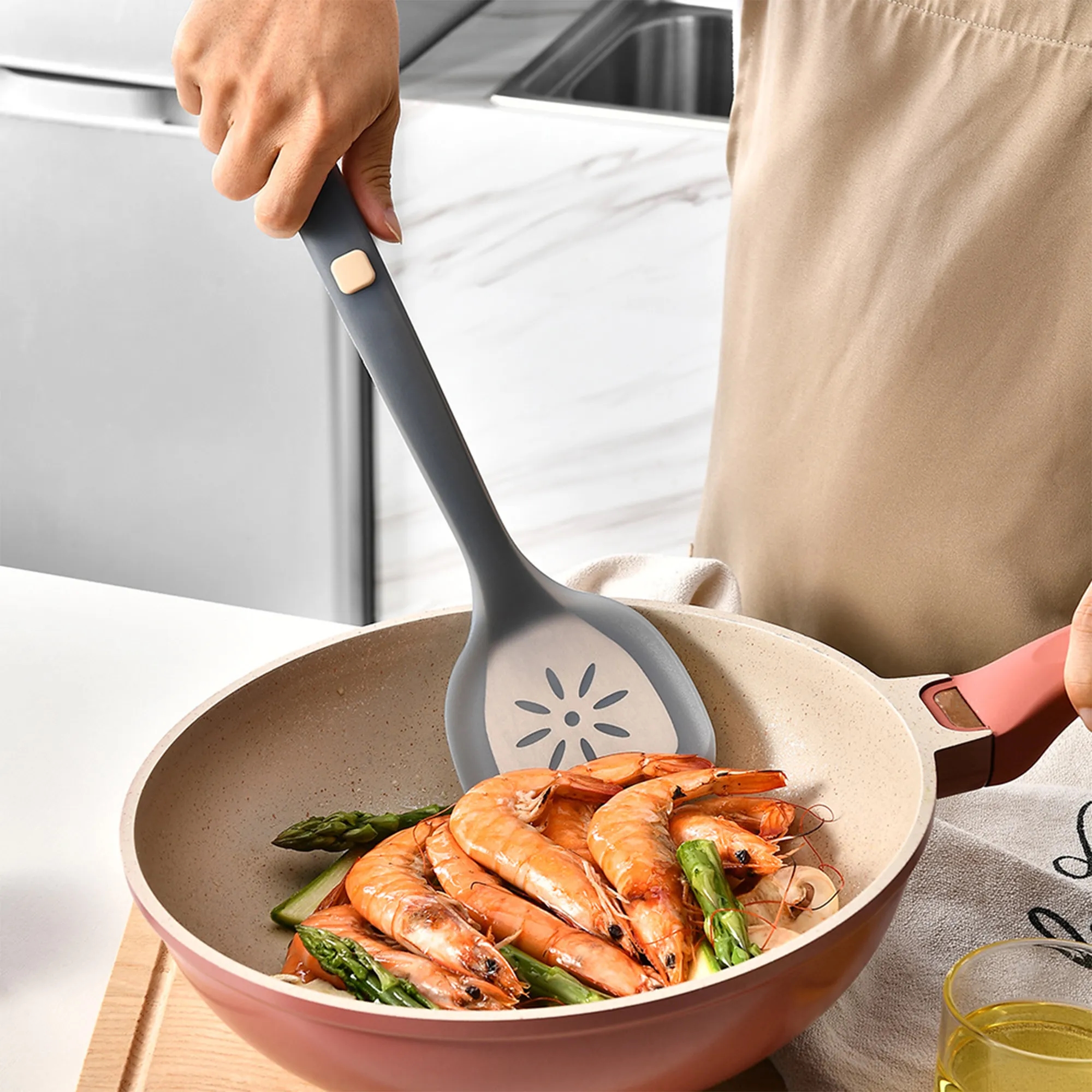 Heat Resistant Rubber Kitchen Spatula 5