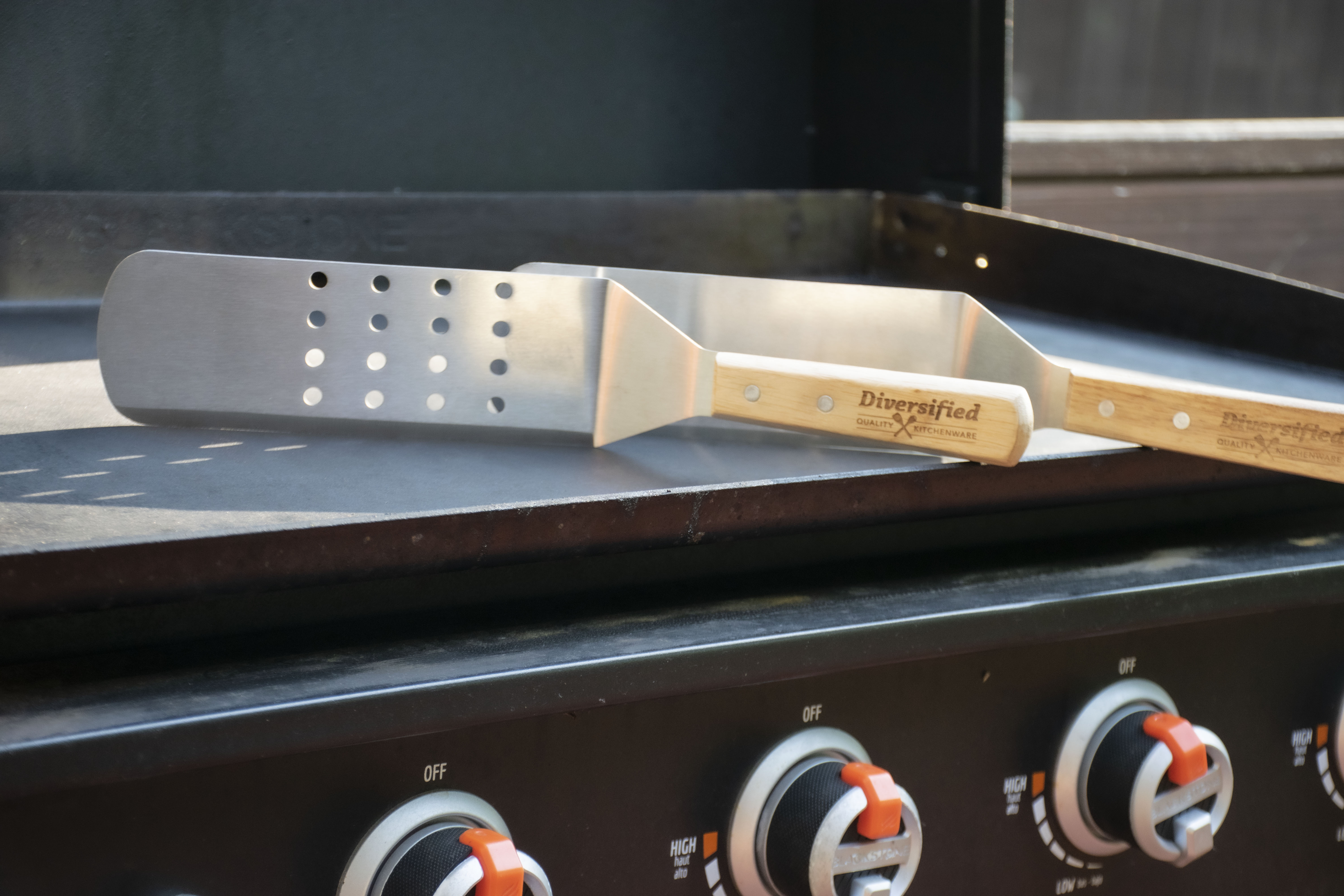 Deluxe Grilling Flipper Set 9