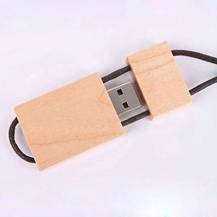 4GB Wooden USB Flash Drive With Stylish Rope 4