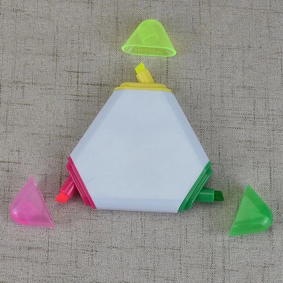 3-In-1 Triangle Highlighters 2