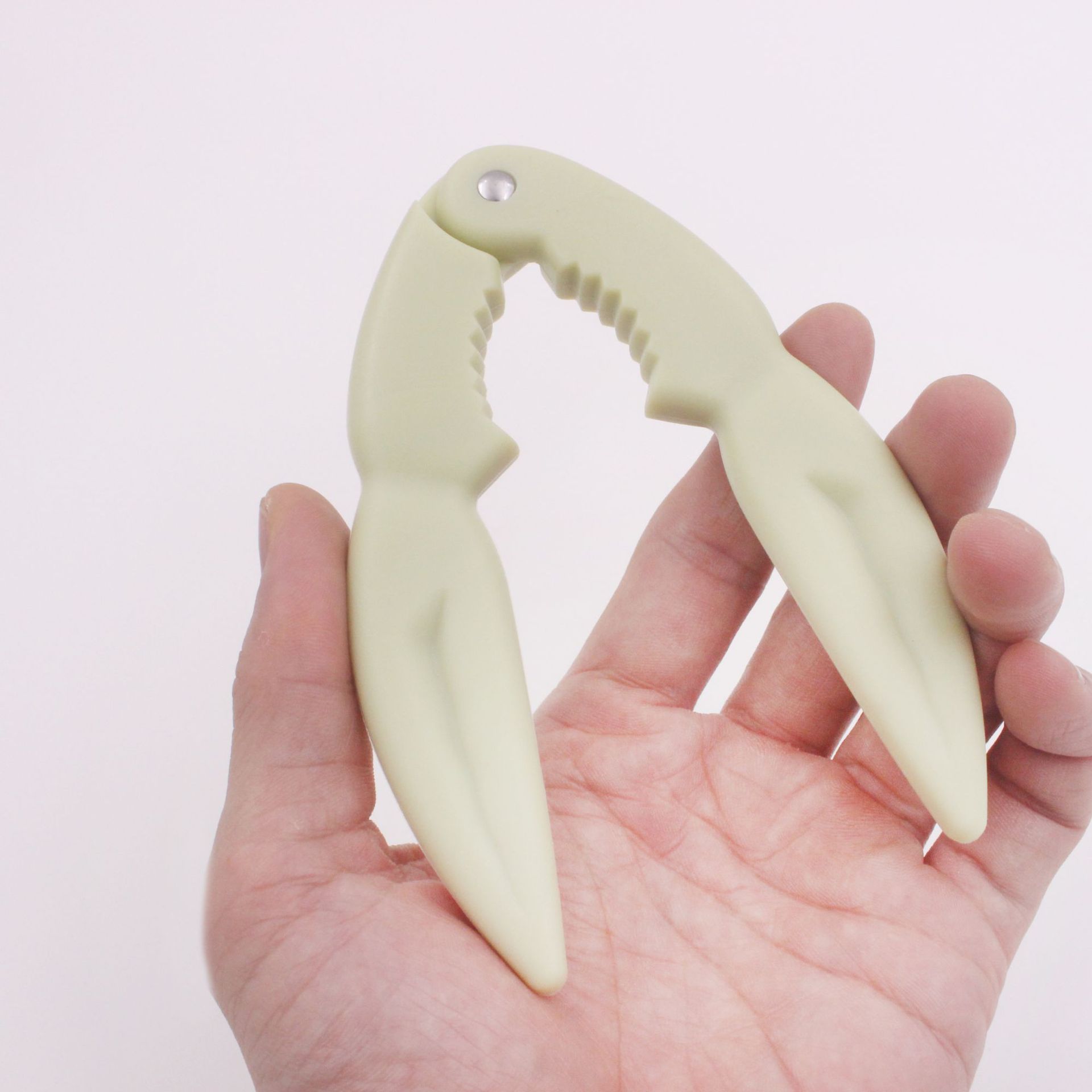 Multi Function Crab Claw Tool 2