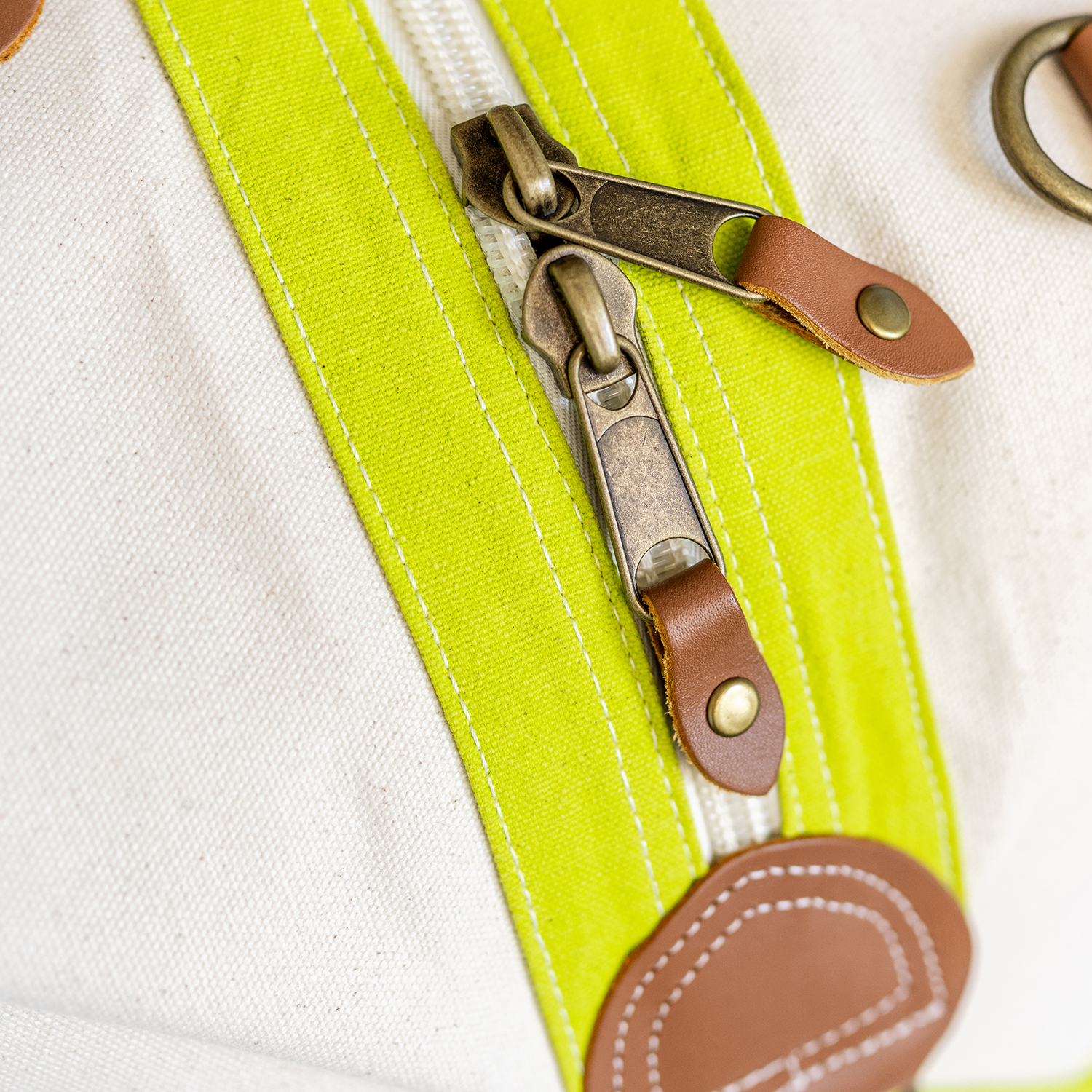 Signature Duffle Bag 32