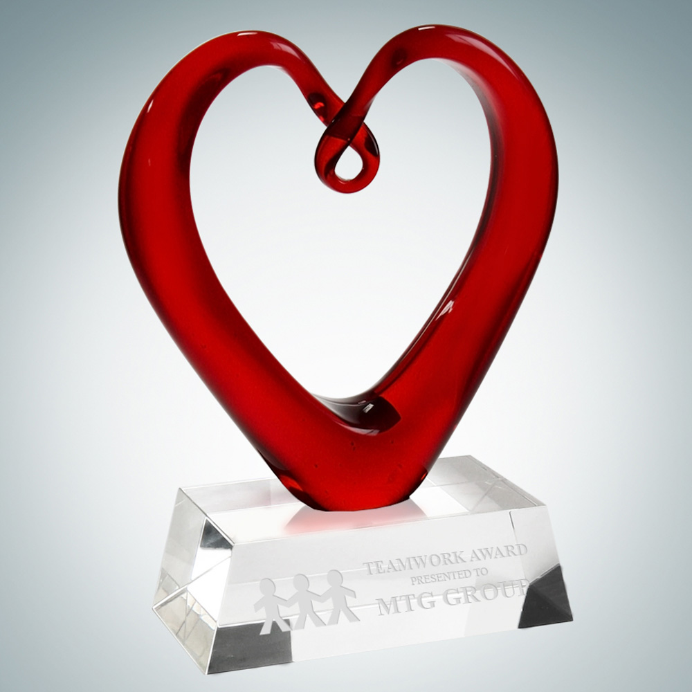 RED HAND BLOWN ART GLASS AWARD ON CLEAR BASE 2