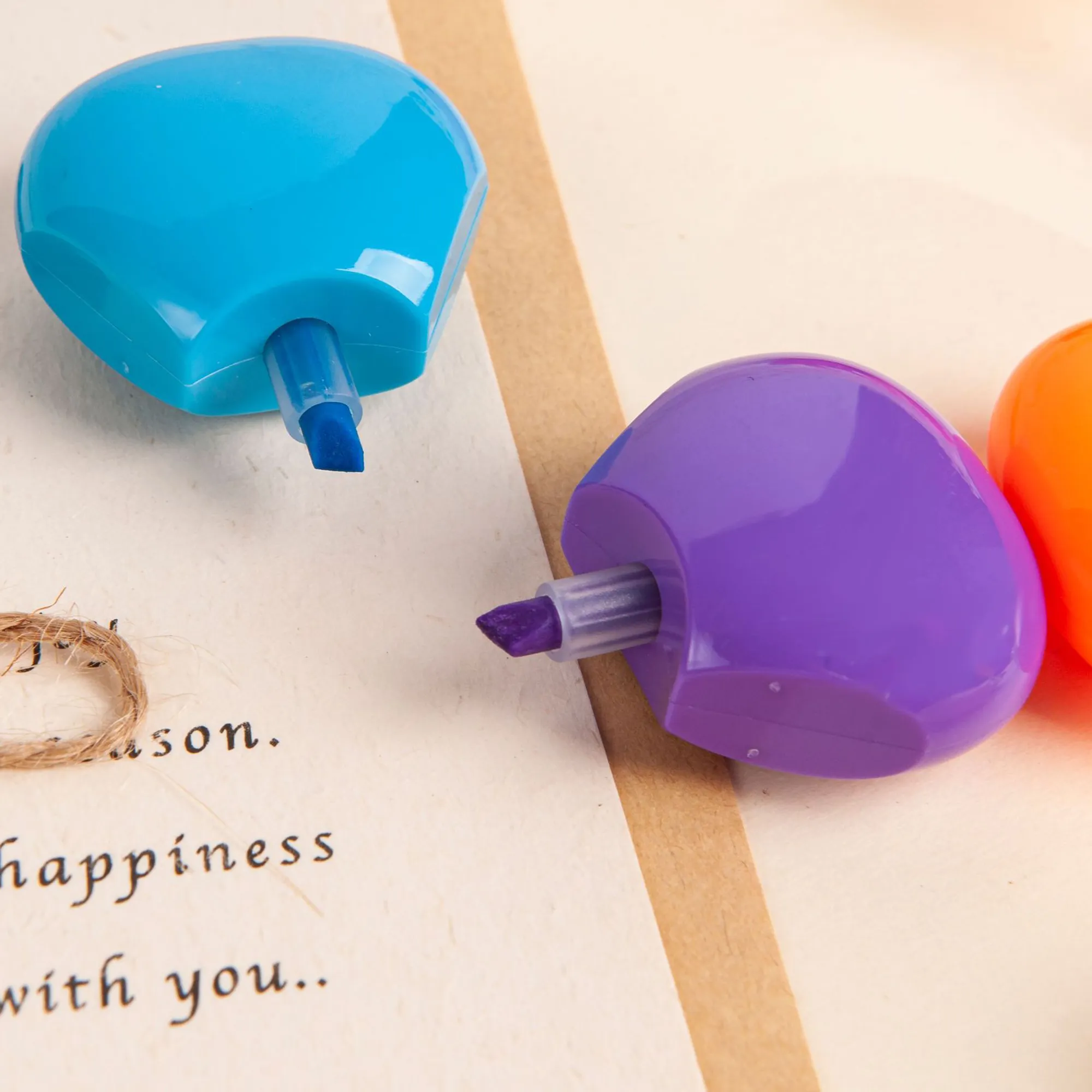 Flower-shaped Watercolor Fluorescent Marker 2