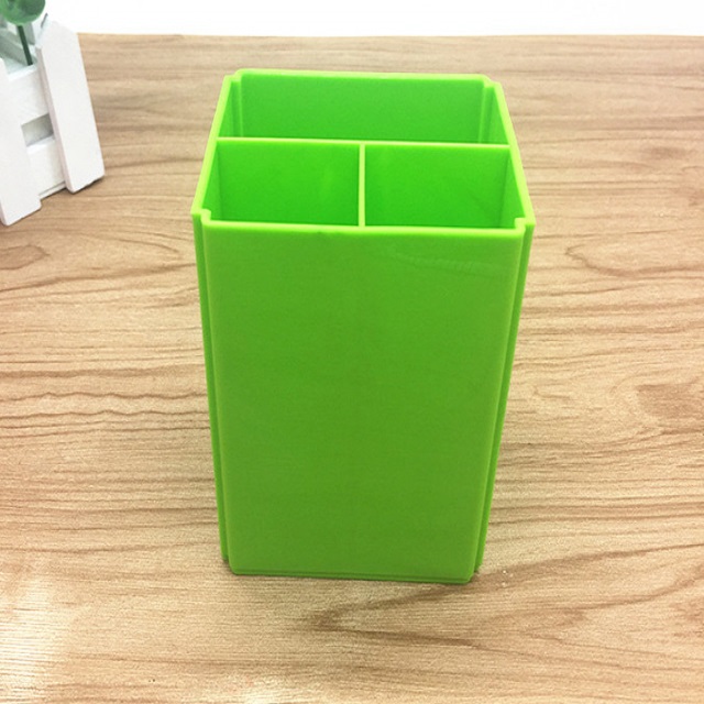 Plastic Pen Holder 3